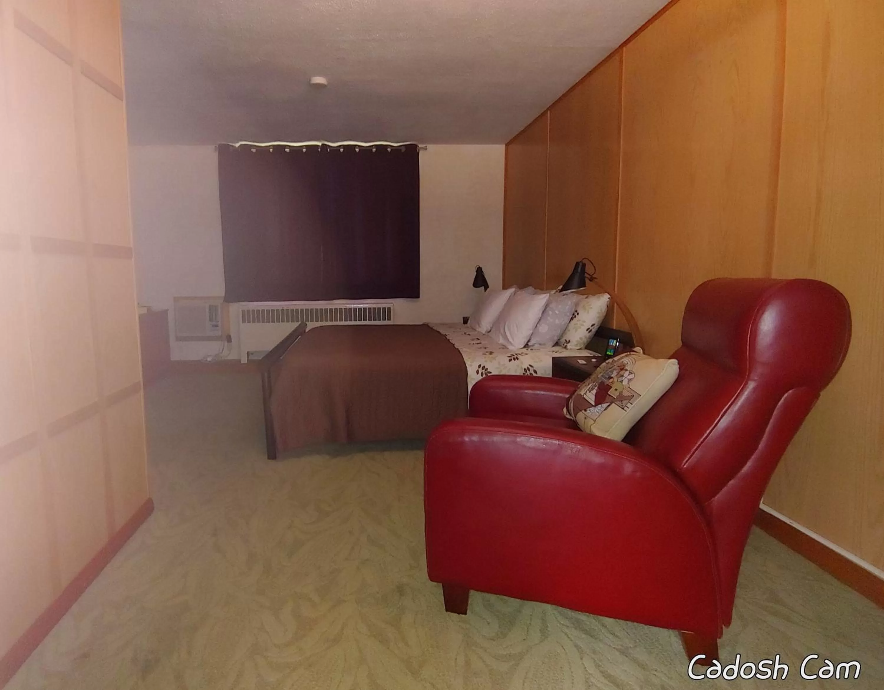 Seating Area in The Usonian Inn LLC