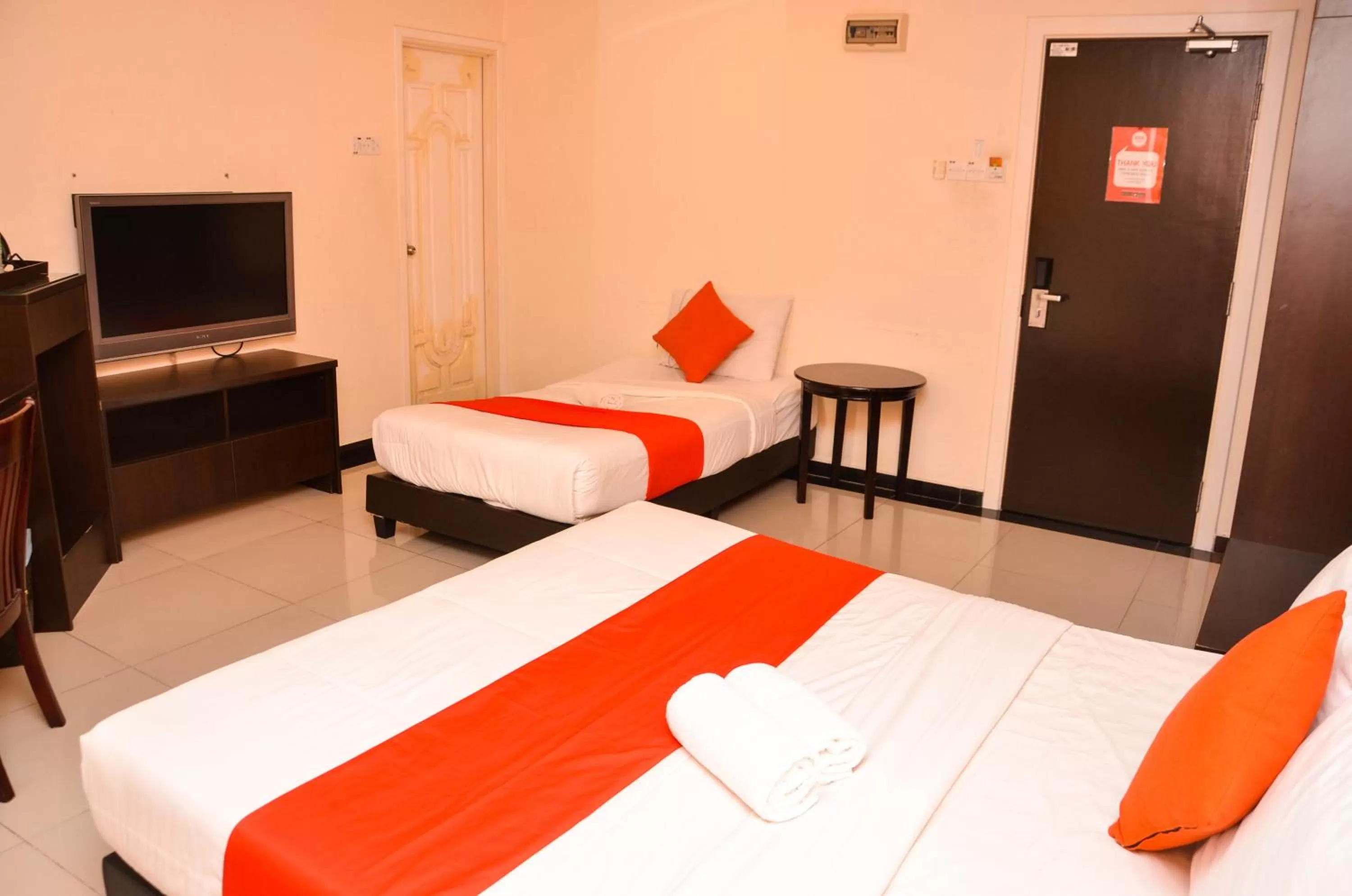 Bedroom, Bed in HOTEL SAHARA SDN BHD