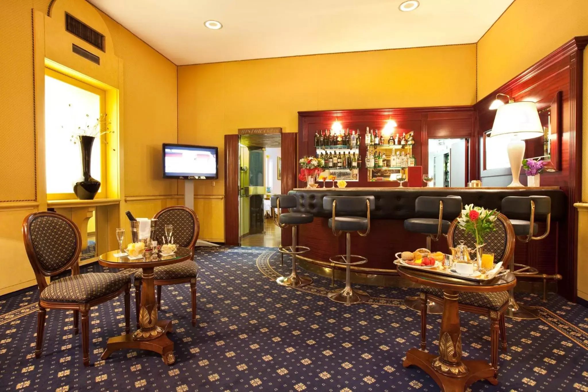 Lounge or bar, Lounge/Bar in Hotel Mondial