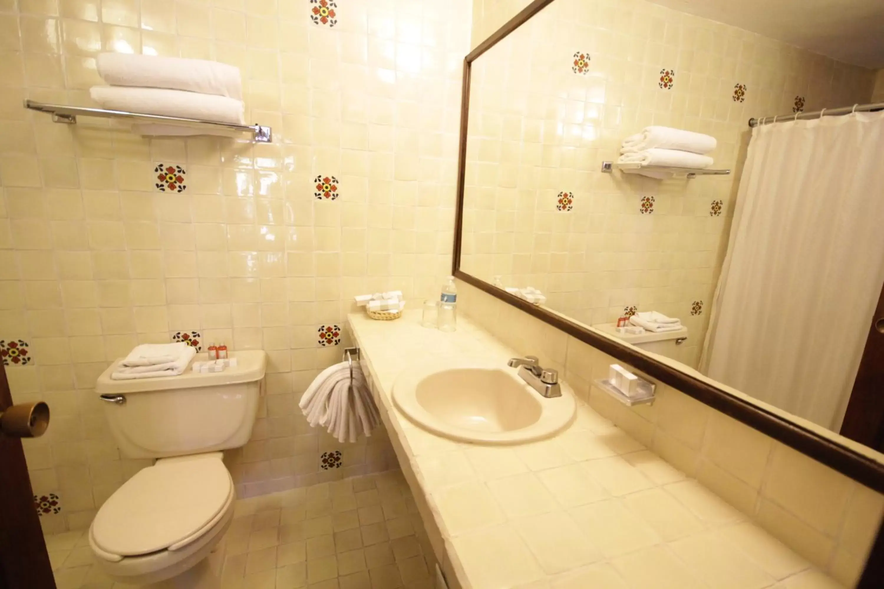 Bathroom in Hotel Casa Mexicana