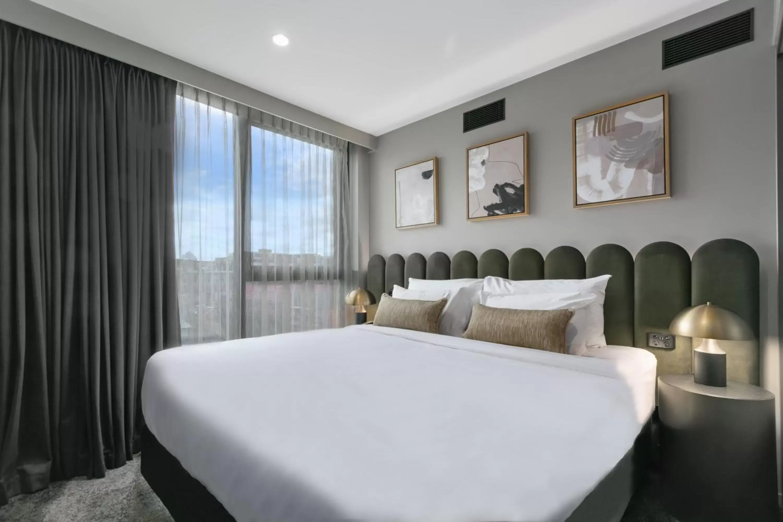 Photo of the whole room in Melbourne City Apartment Hotel