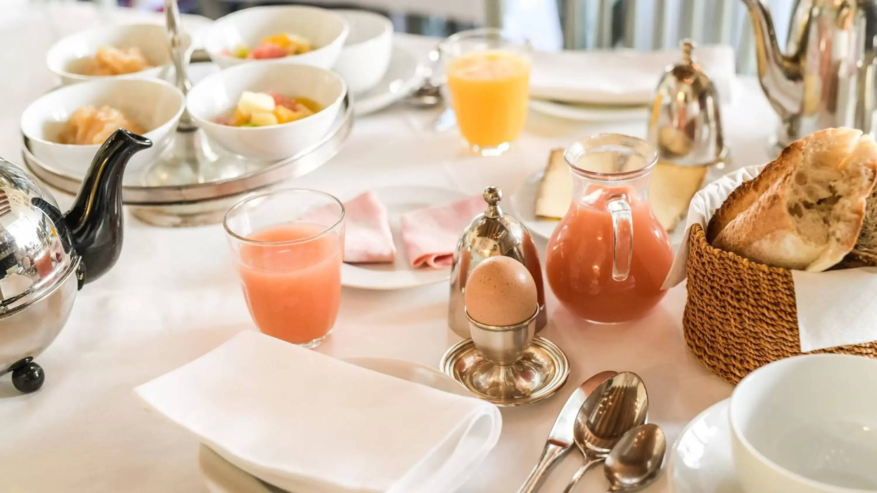 Food and drinks, Breakfast in Le Champ des Oiseaux & Spa