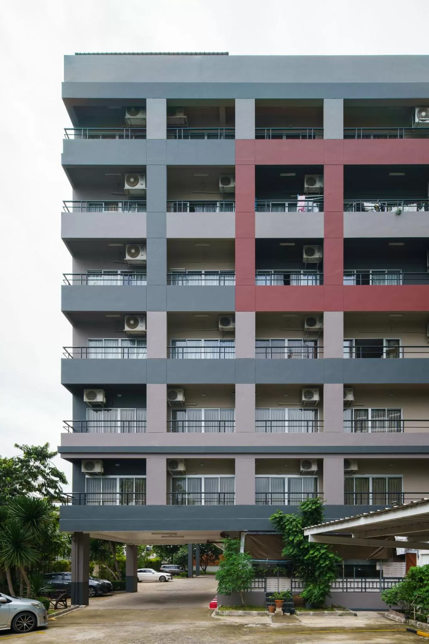 Property building in Season Place