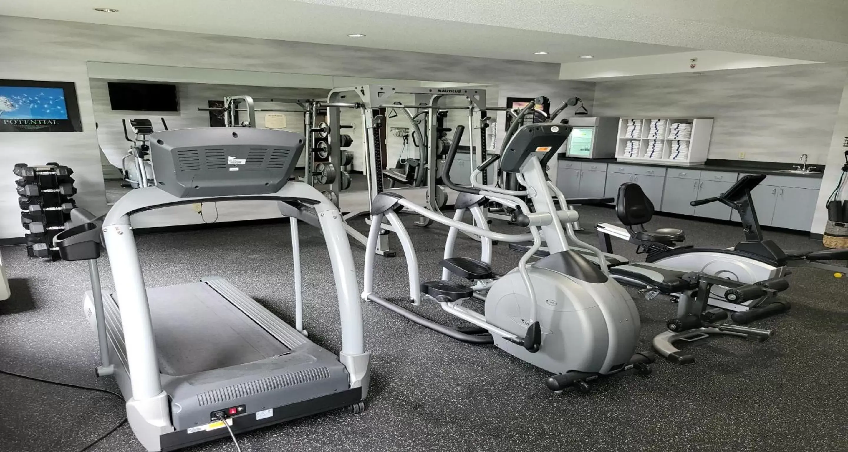 Fitness centre/facilities, Fitness Center/Facilities in Best Western Louisville South - Shepherdsville