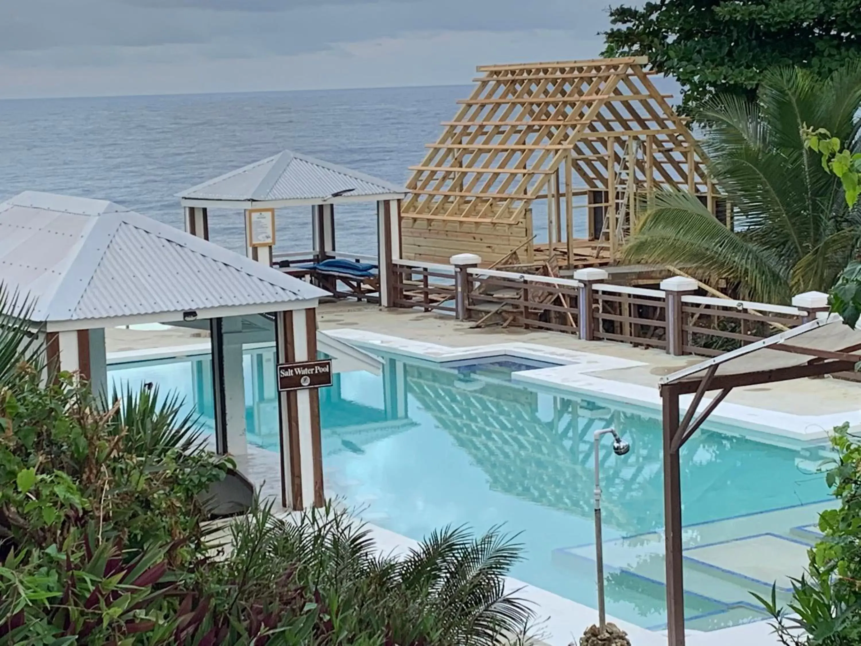 Swimming Pool in The Sea Cliff Hotel Resort & Spa