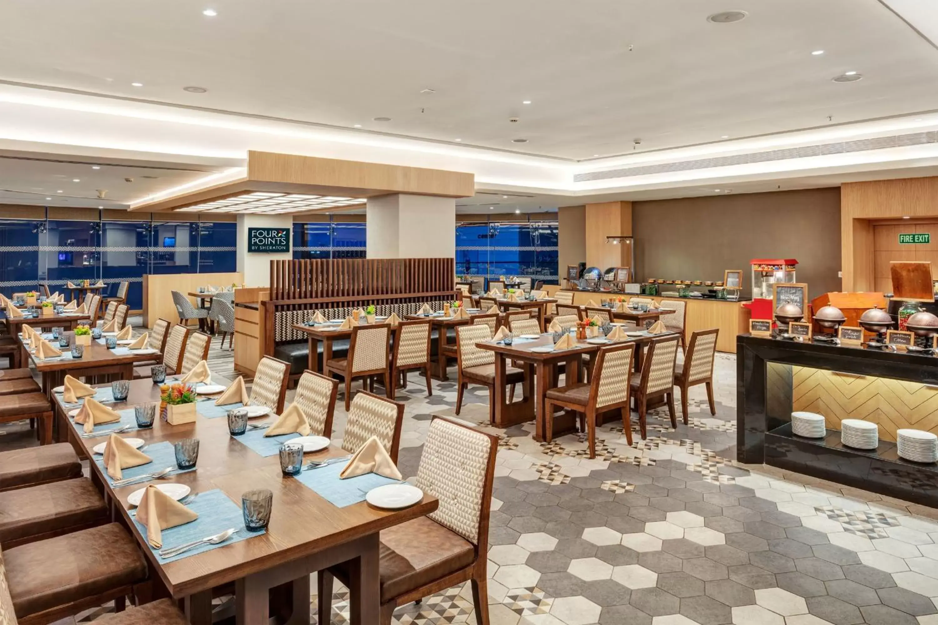 Kitchen or kitchenette, Restaurant/Places to Eat in Four Points by Sheraton Navi Mumbai, Vashi