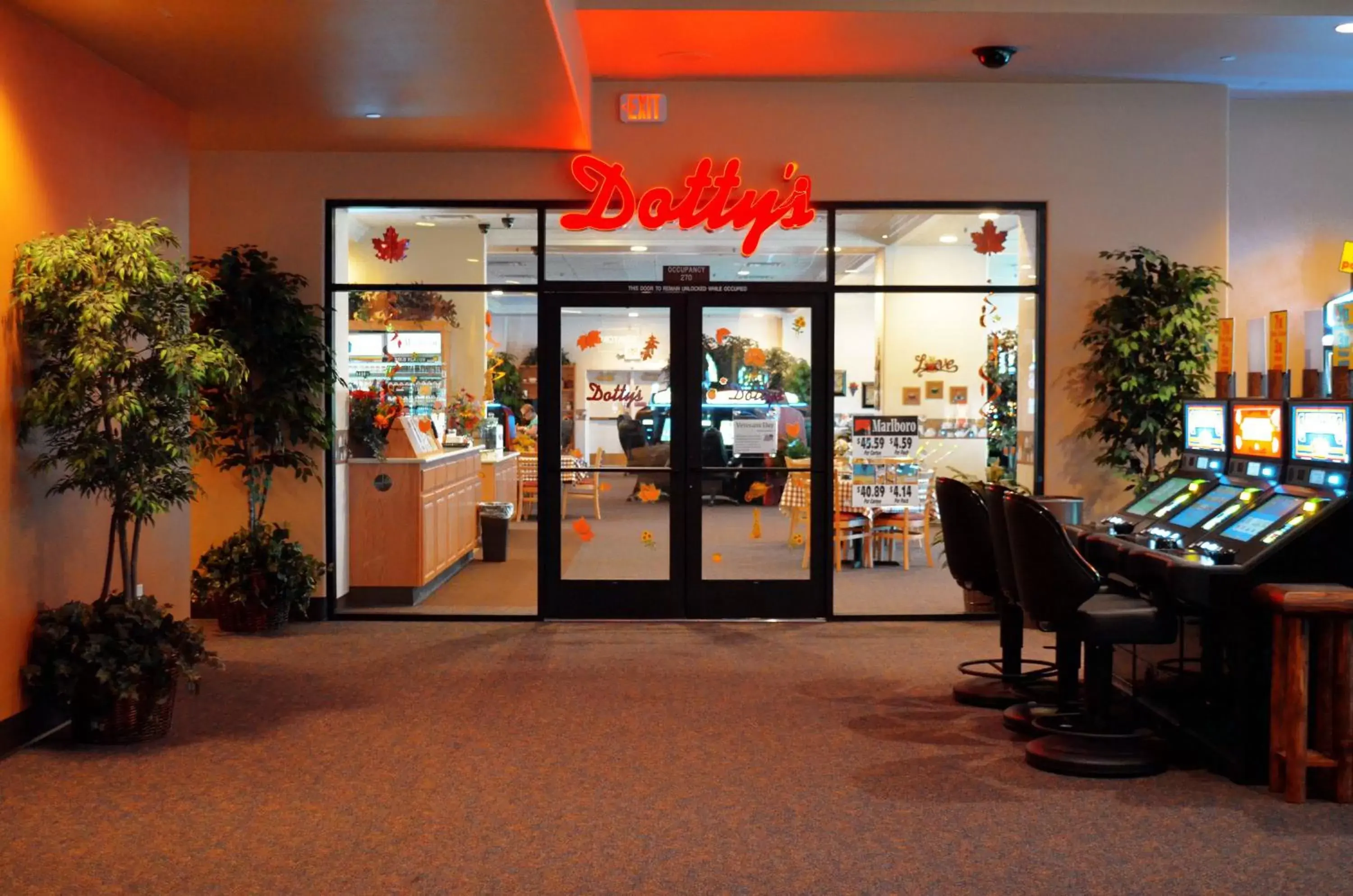 Restaurant/places to eat in Laughlin River Lodge Restaurant/places to eat in Laughlin River Lodge