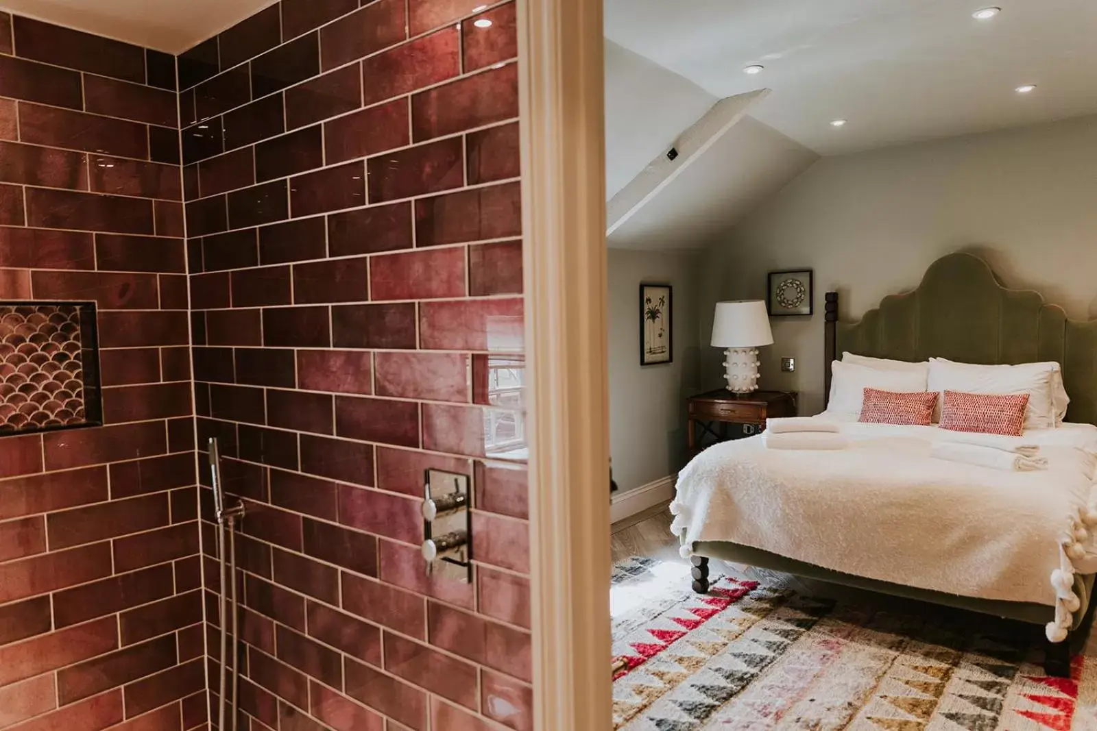 Bedroom, Bed in Charlton Hall Estate