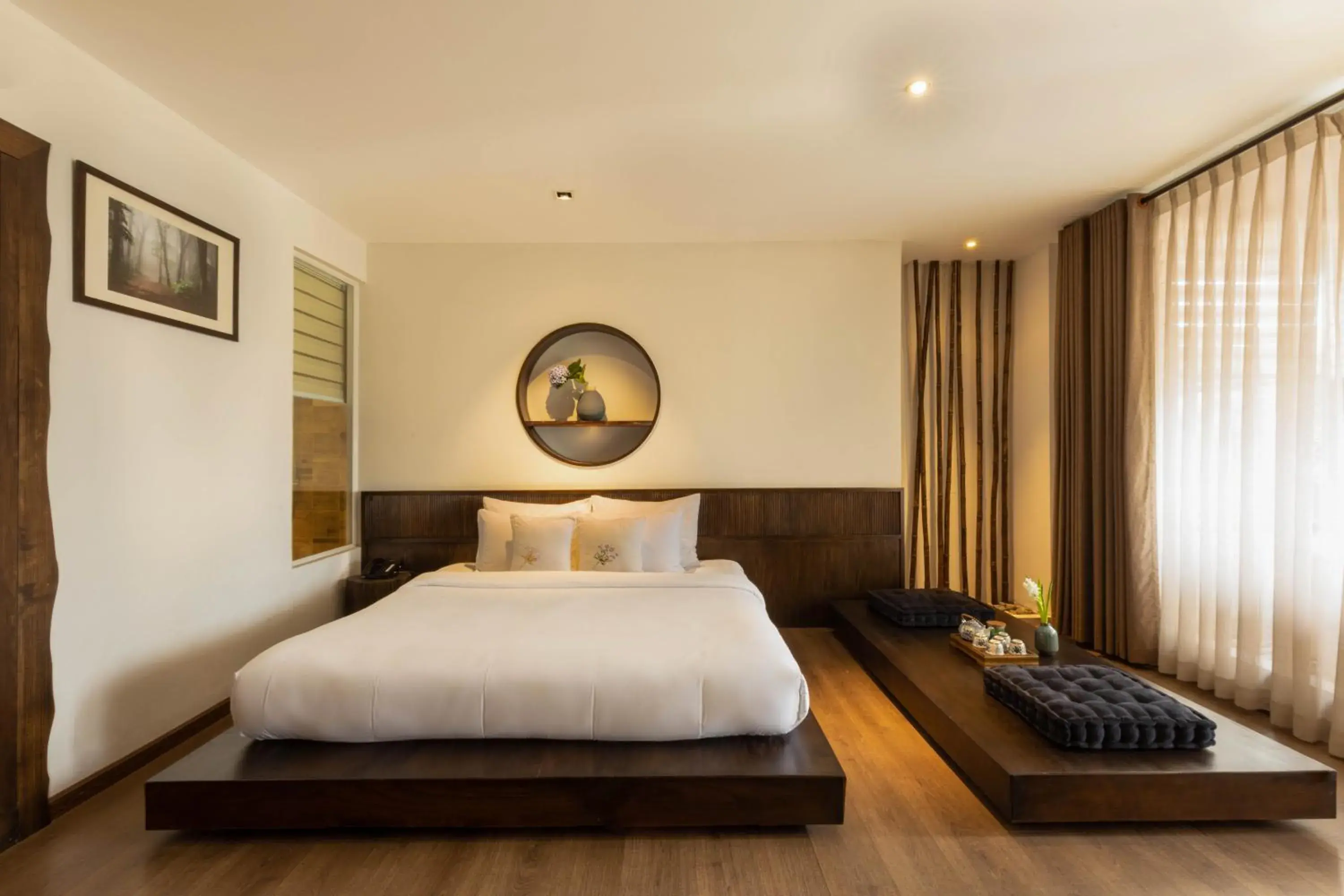 Bed in Cochin Zen Hotel