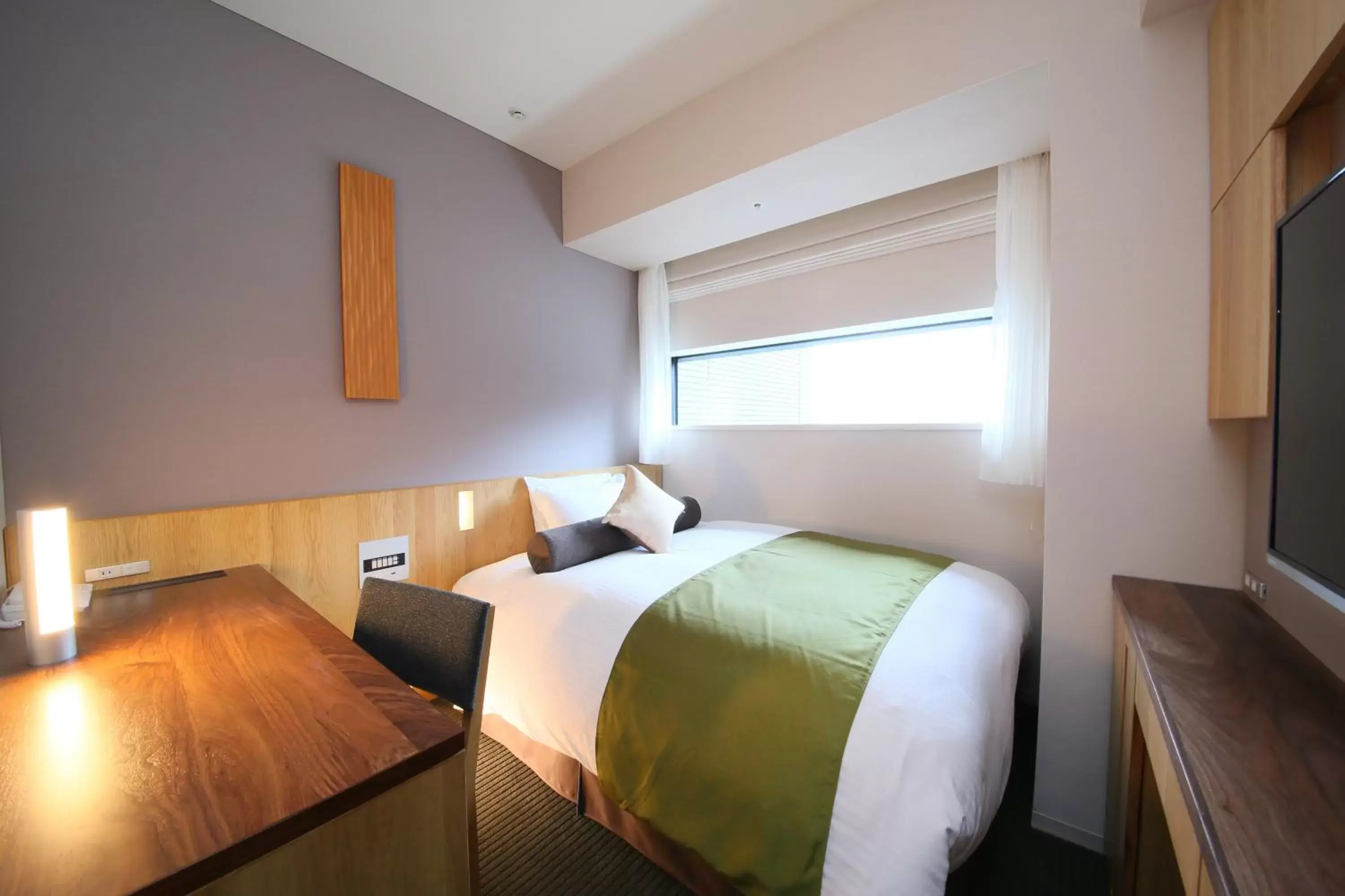 Bedroom, Bed in Hotel Gracery Shinjuku