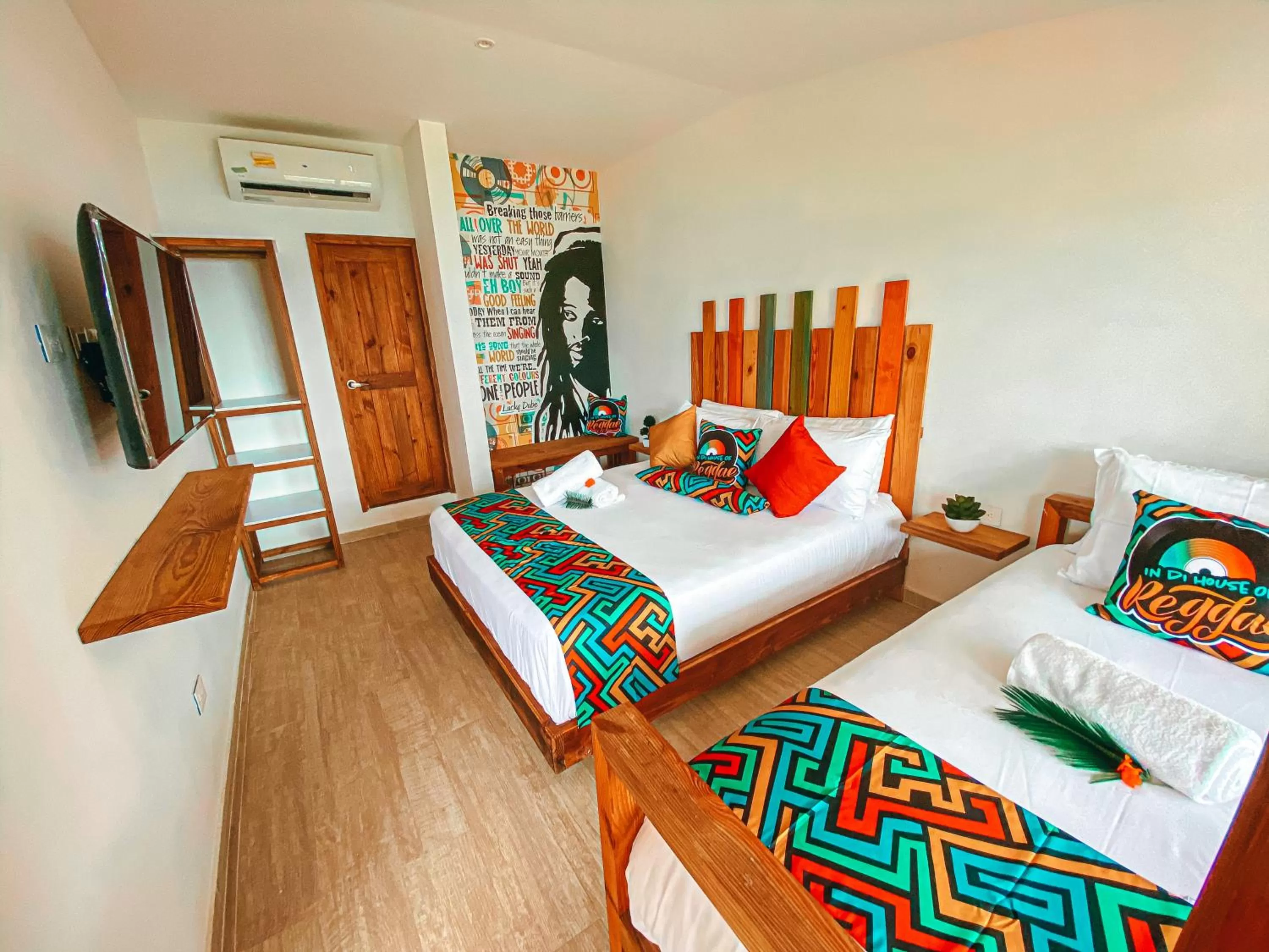 Bedroom, Bed in In Di House of Reggae Boutique