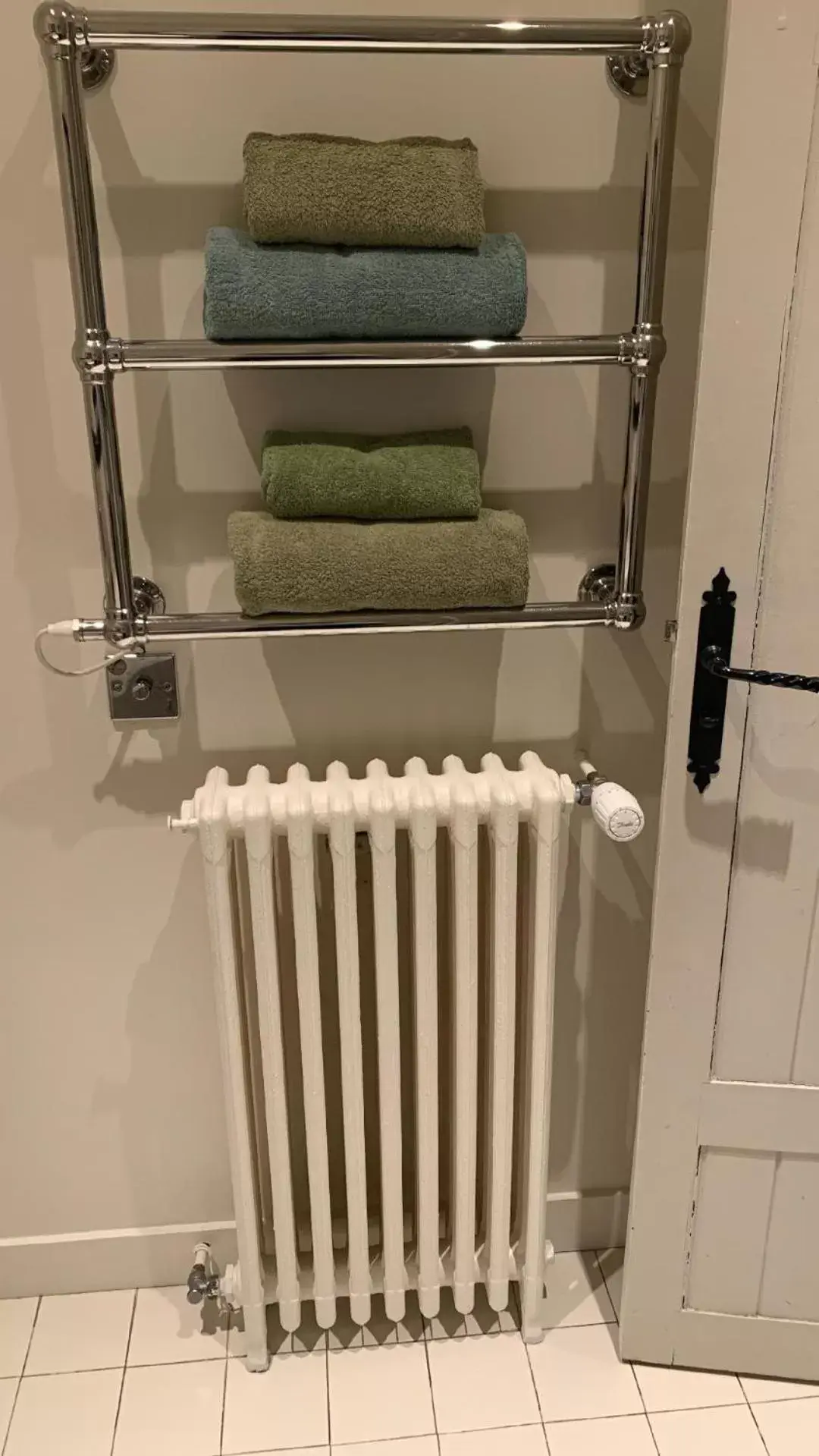 towels, Bathroom in Chambres d'Hôtes Manoir de Beaumarchais