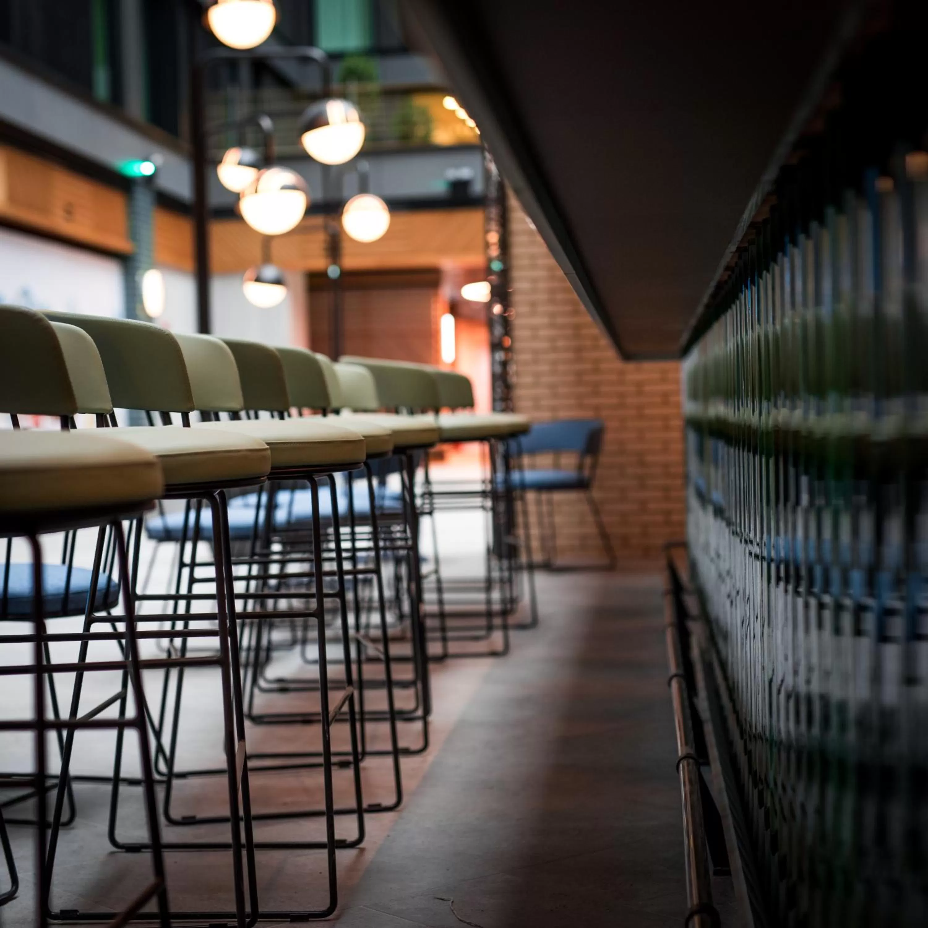 Restaurant/places to eat in Holiday Inn London Heathrow - Bath Road by IHG