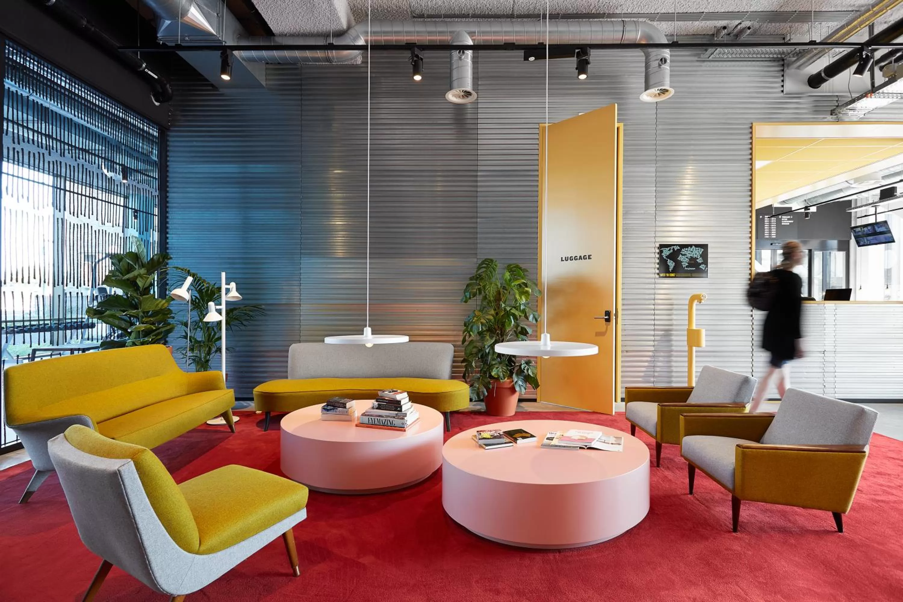 Communal lounge/ TV room in The Social Hub Groningen