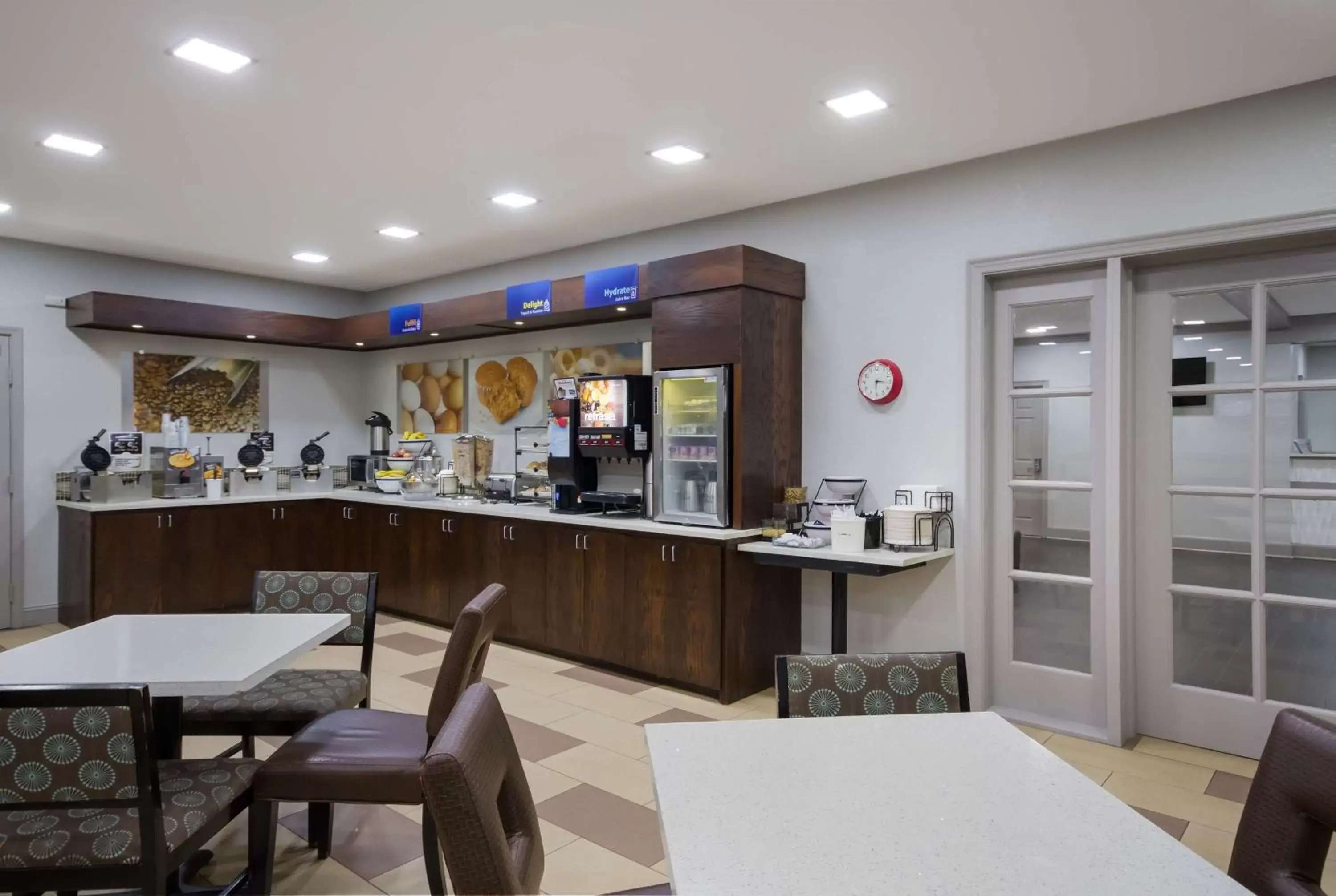 Breakfast, Restaurant/Places to Eat in Best Western Sugar Sands Inn & Suites