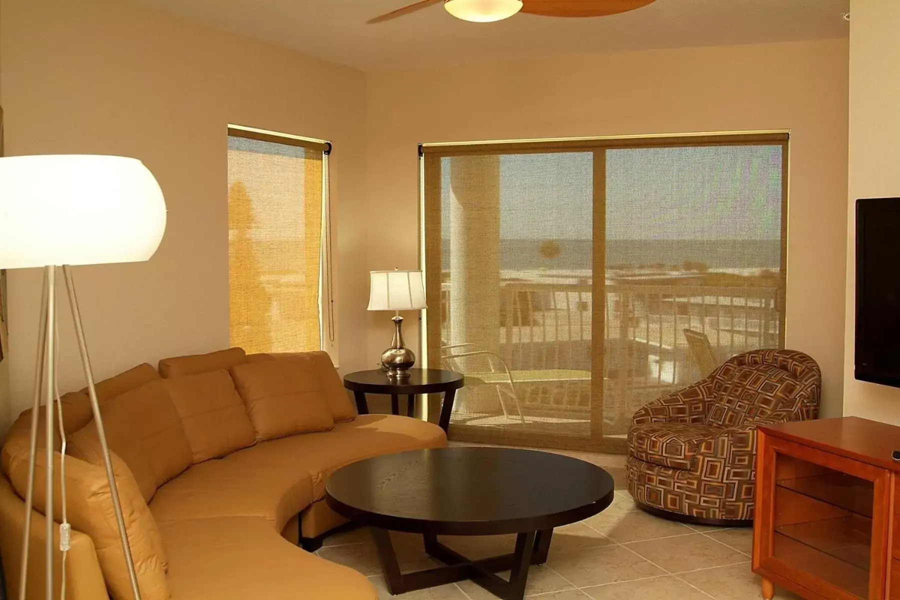 Living room, Seating Area in Crystal Palms Beach Resort