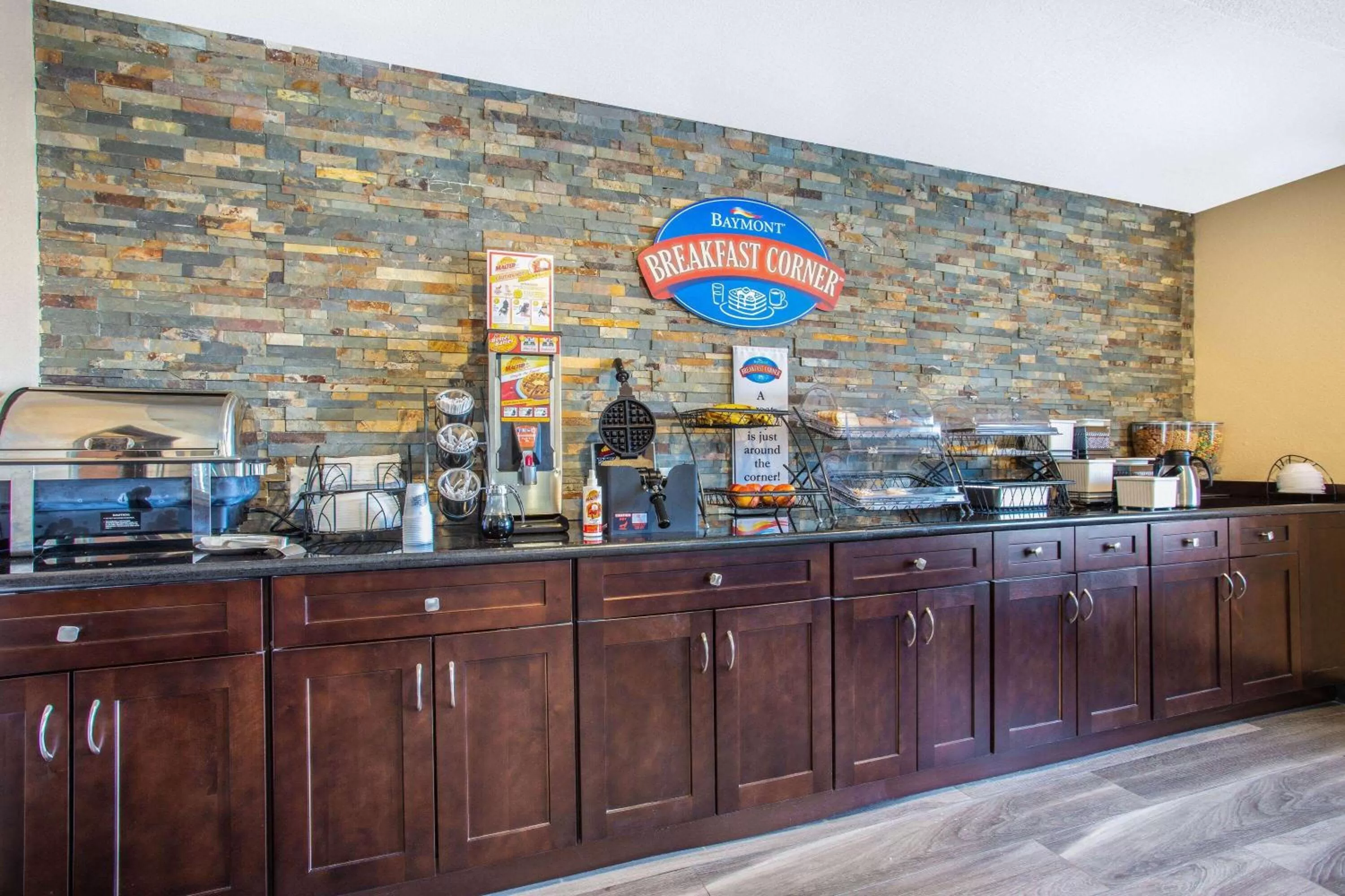 Breakfast in Baymont by Wyndham Joliet