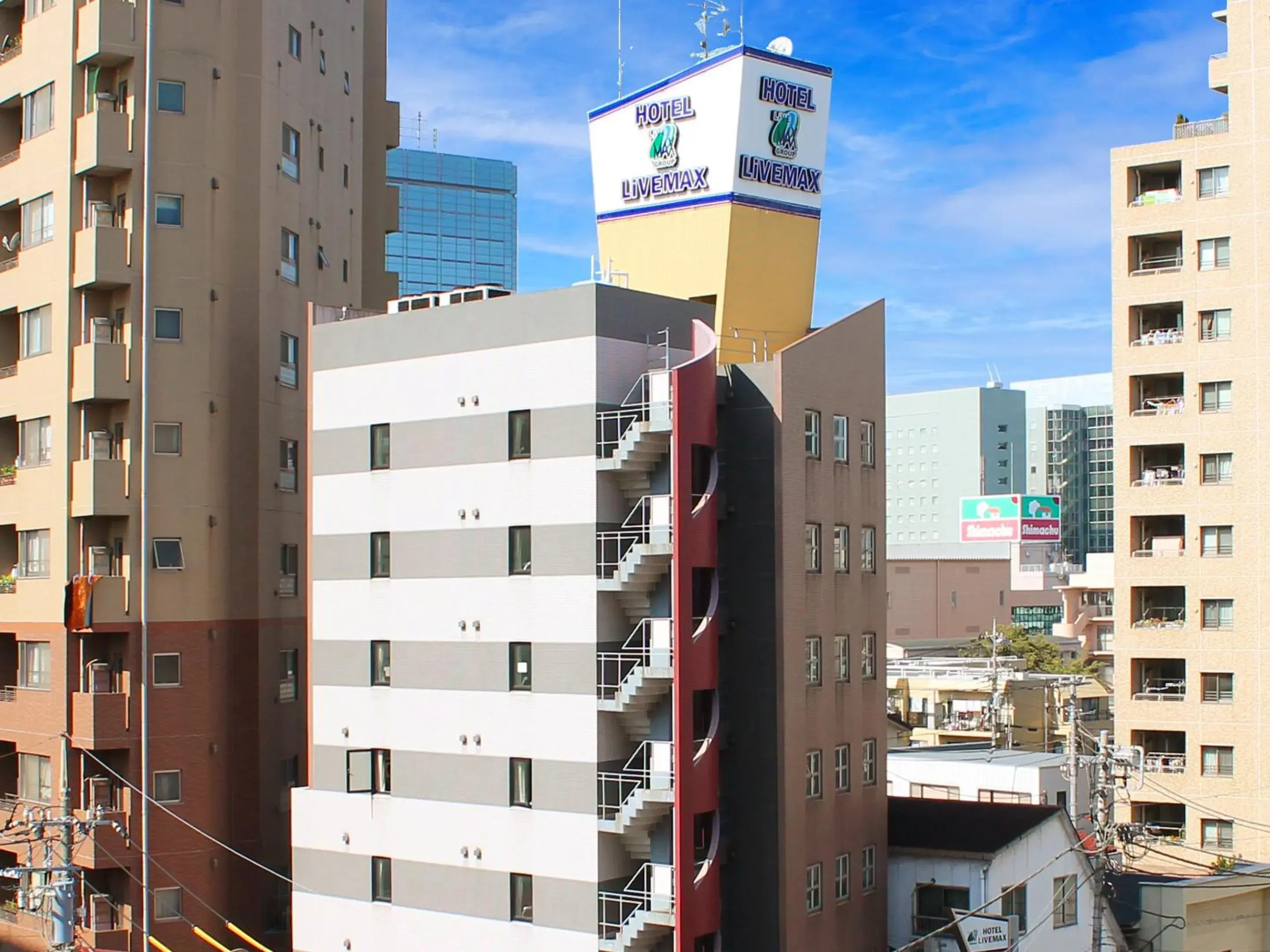 Property building in HOTEL LiVEMAX BUDGET Fuchu Annex Property building in HOTEL LiVEMAX BUDGET Fuchu Annex