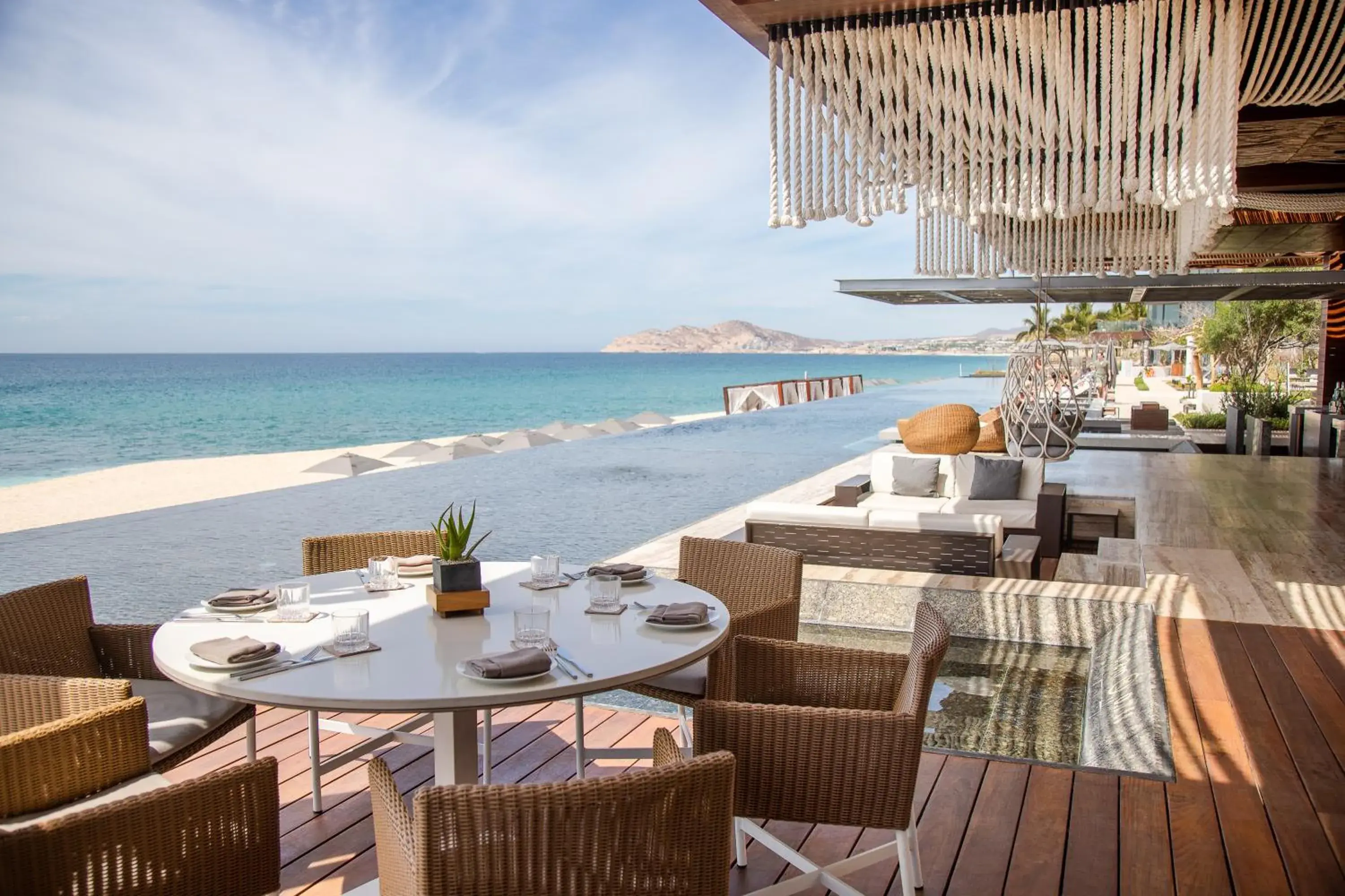 Sea view, Restaurant/Places to Eat in The Club at Solaz