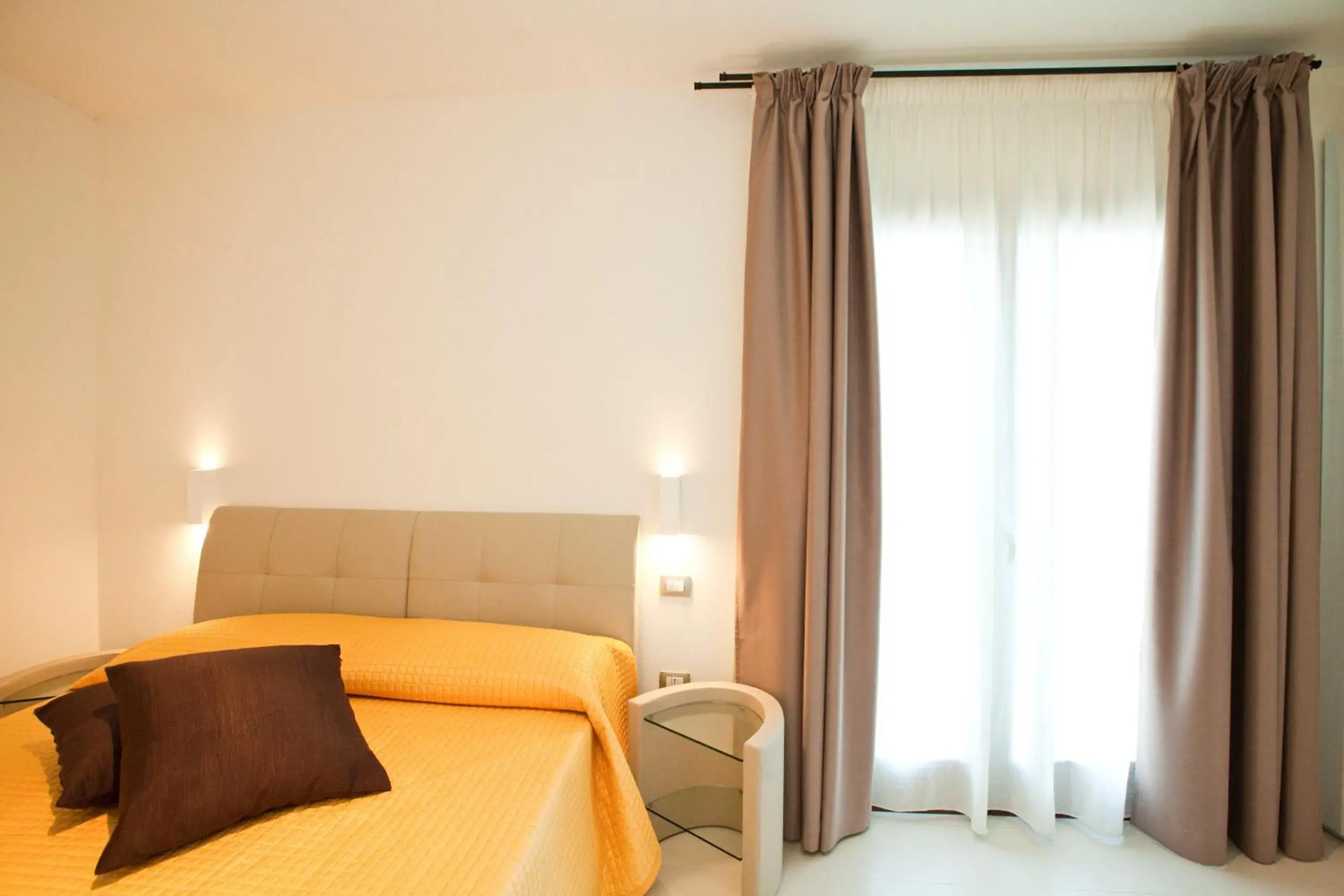Bedroom, Bed in Xenia Hotel