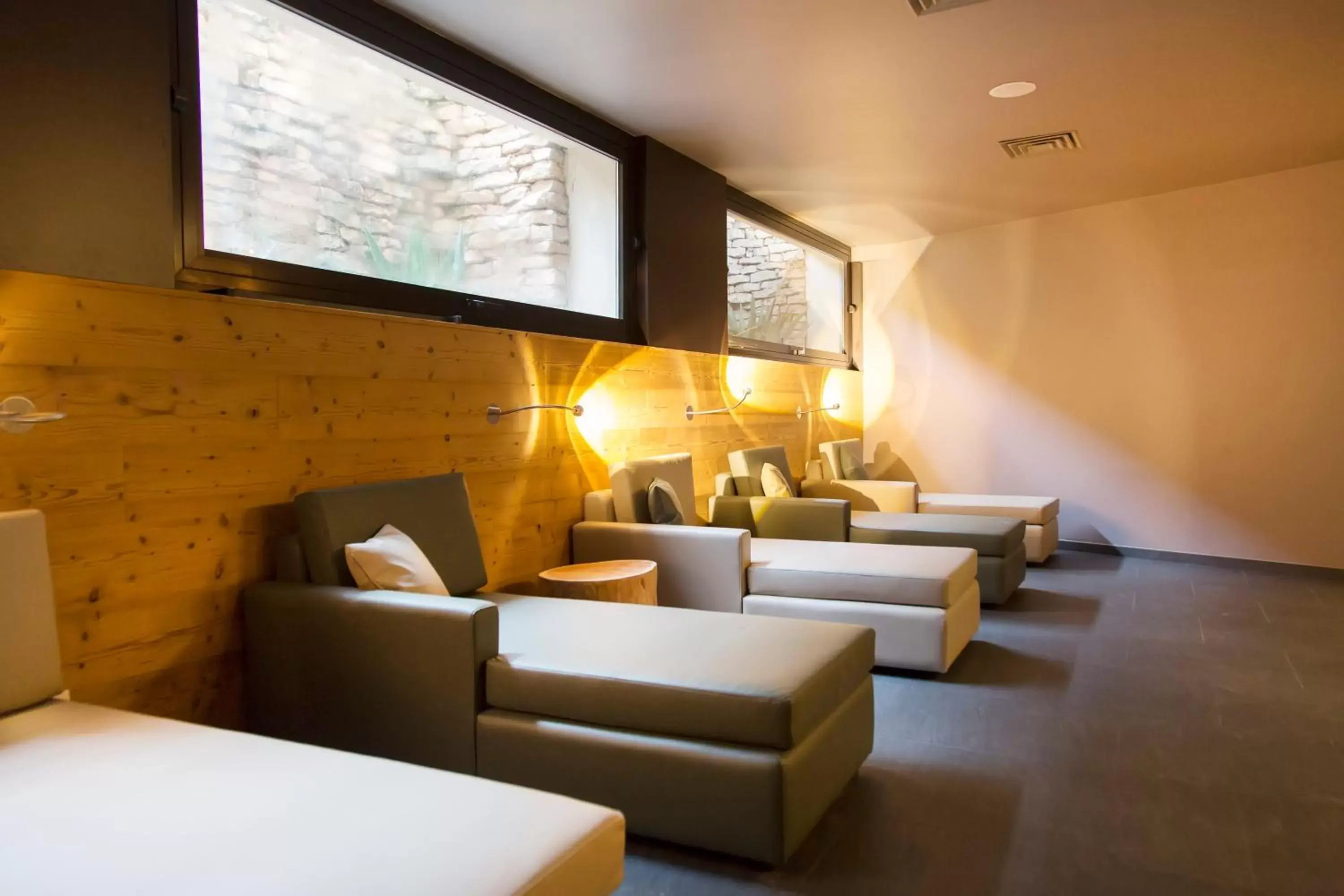 Spa and wellness centre/facilities, Seating Area in Linta Hotel Wellness & Spa