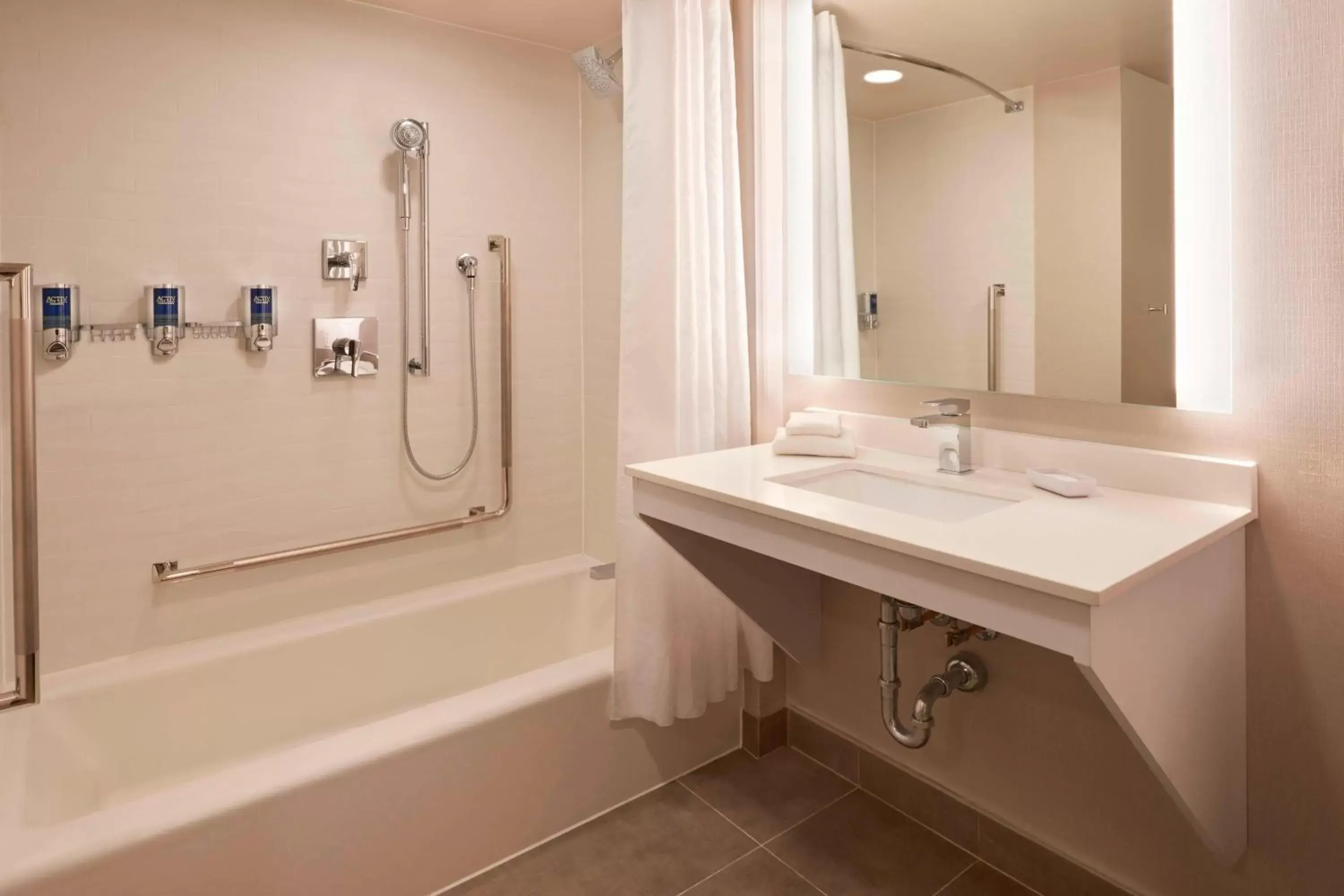 Bathroom in Four Points by Sheraton Hamilton - Stoney Creek