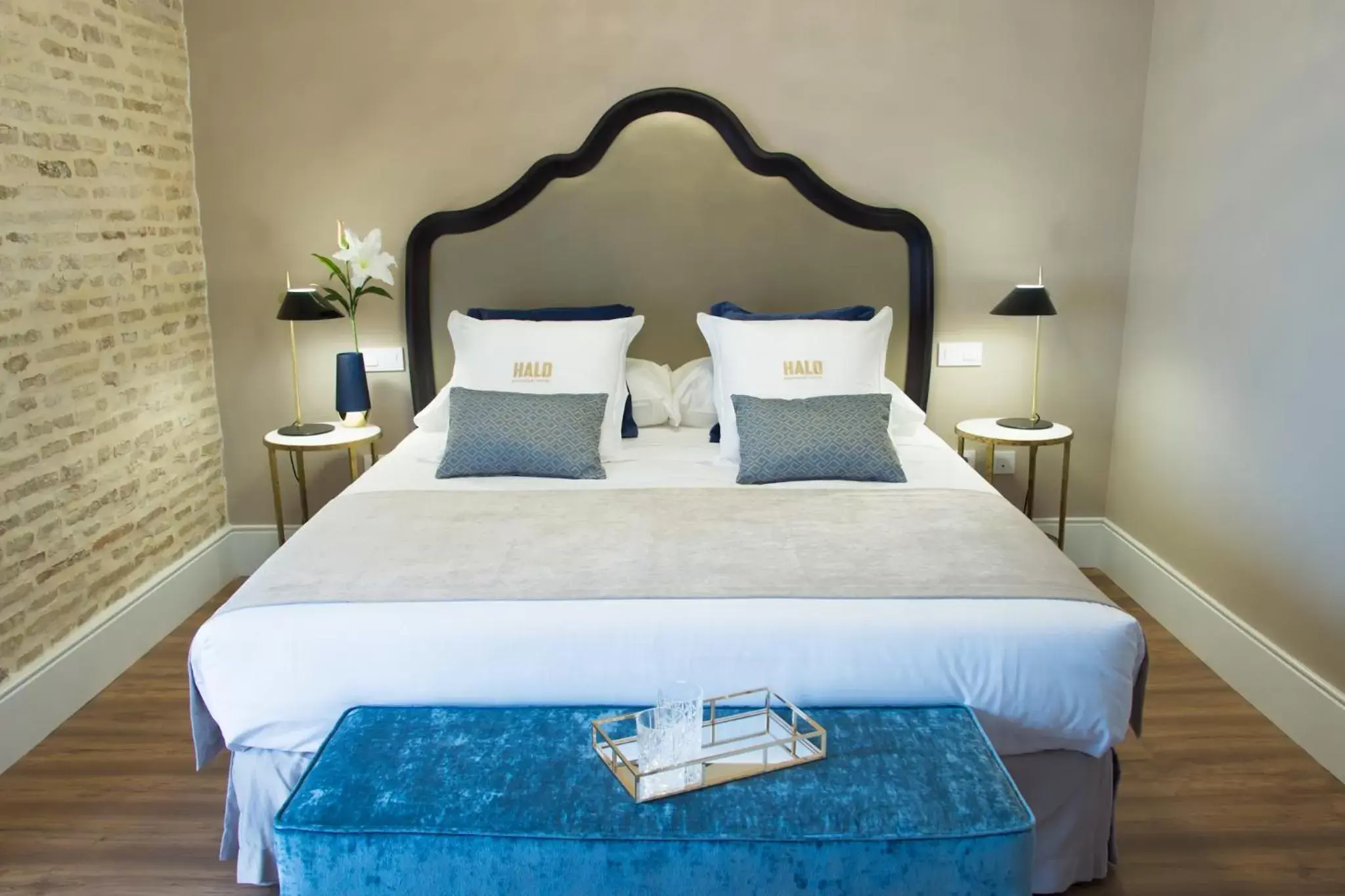 Bed in Halo Boutique Hotel