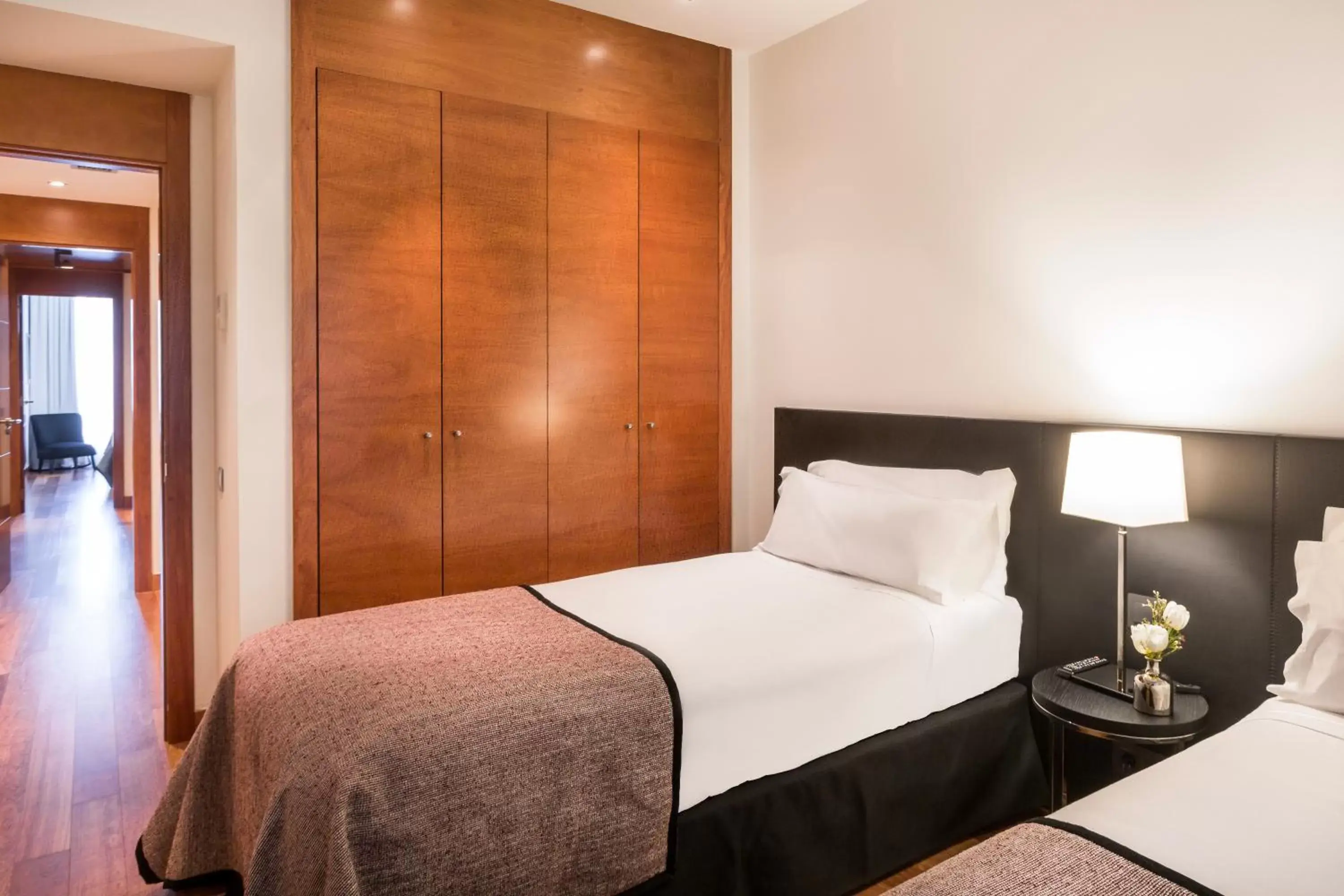 Bedroom, Bed in Majestic Hotel & Spa Barcelona GL