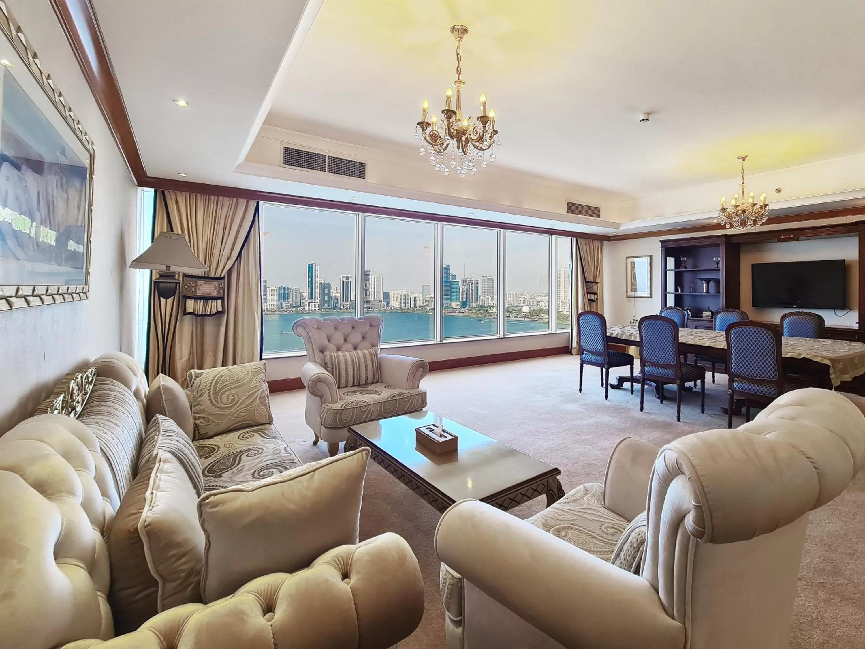 Living room in Corniche Hotel Sharjah