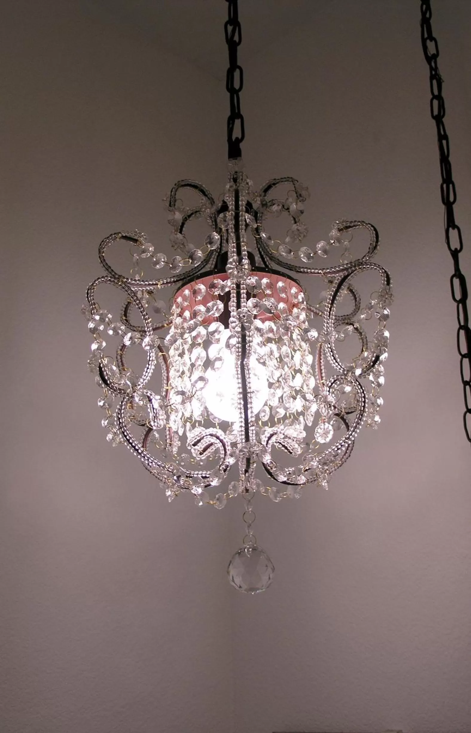 Decorative detail in Inn on the Avenue