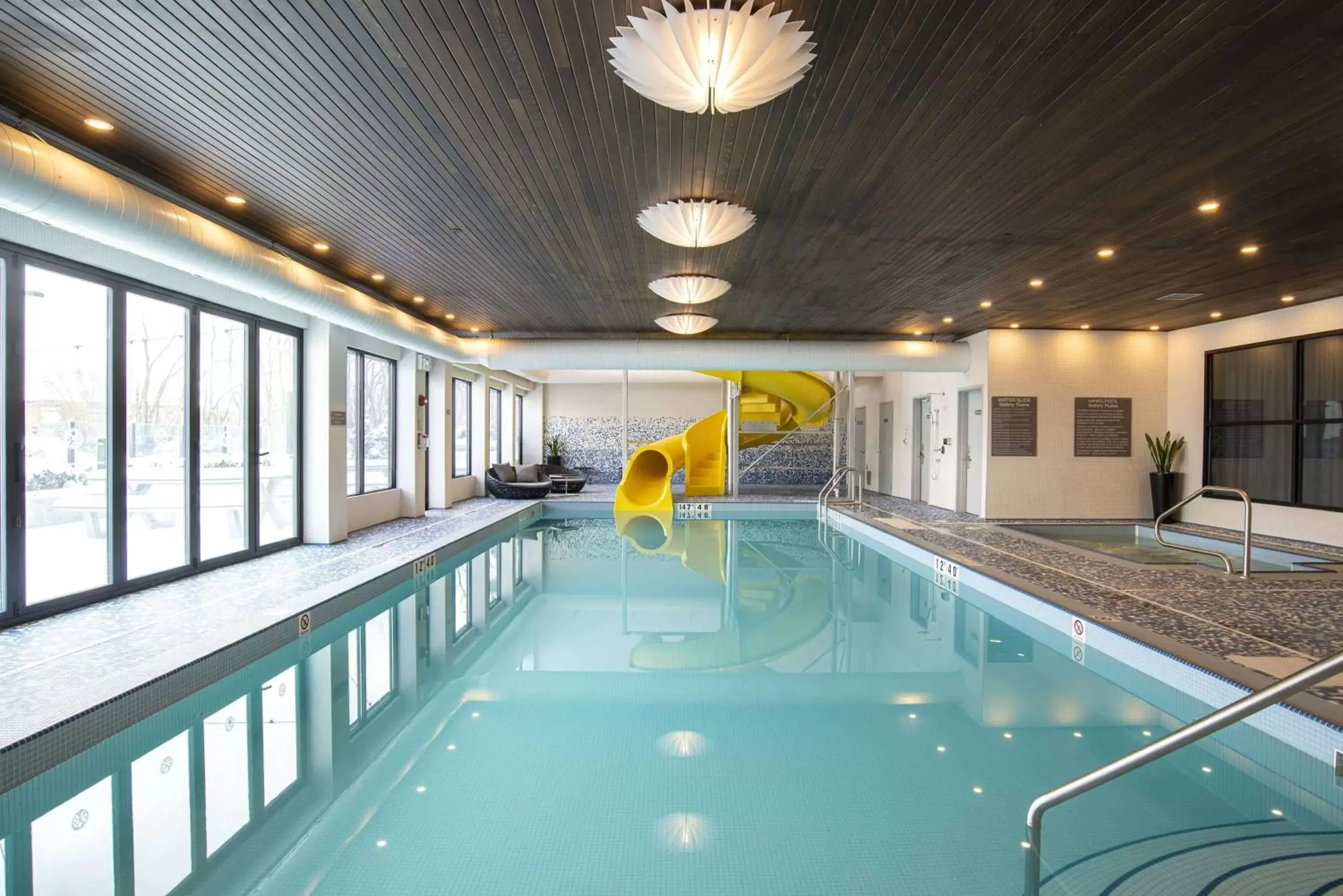 Swimming Pool in Sandman Signature Sherwood Park Hotel