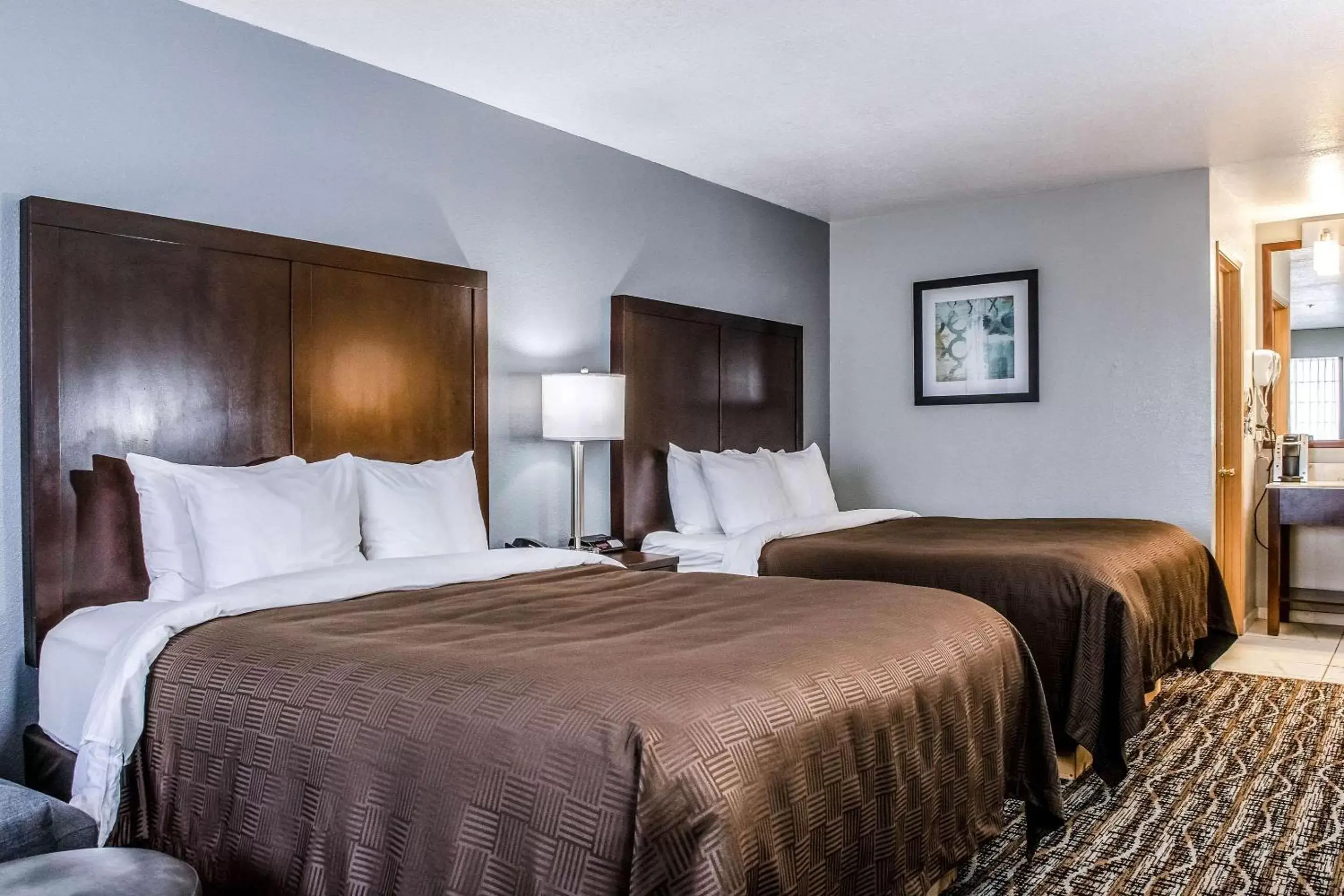 Photo of the whole room, Bed in Clarion Hotel By Humboldt Bay