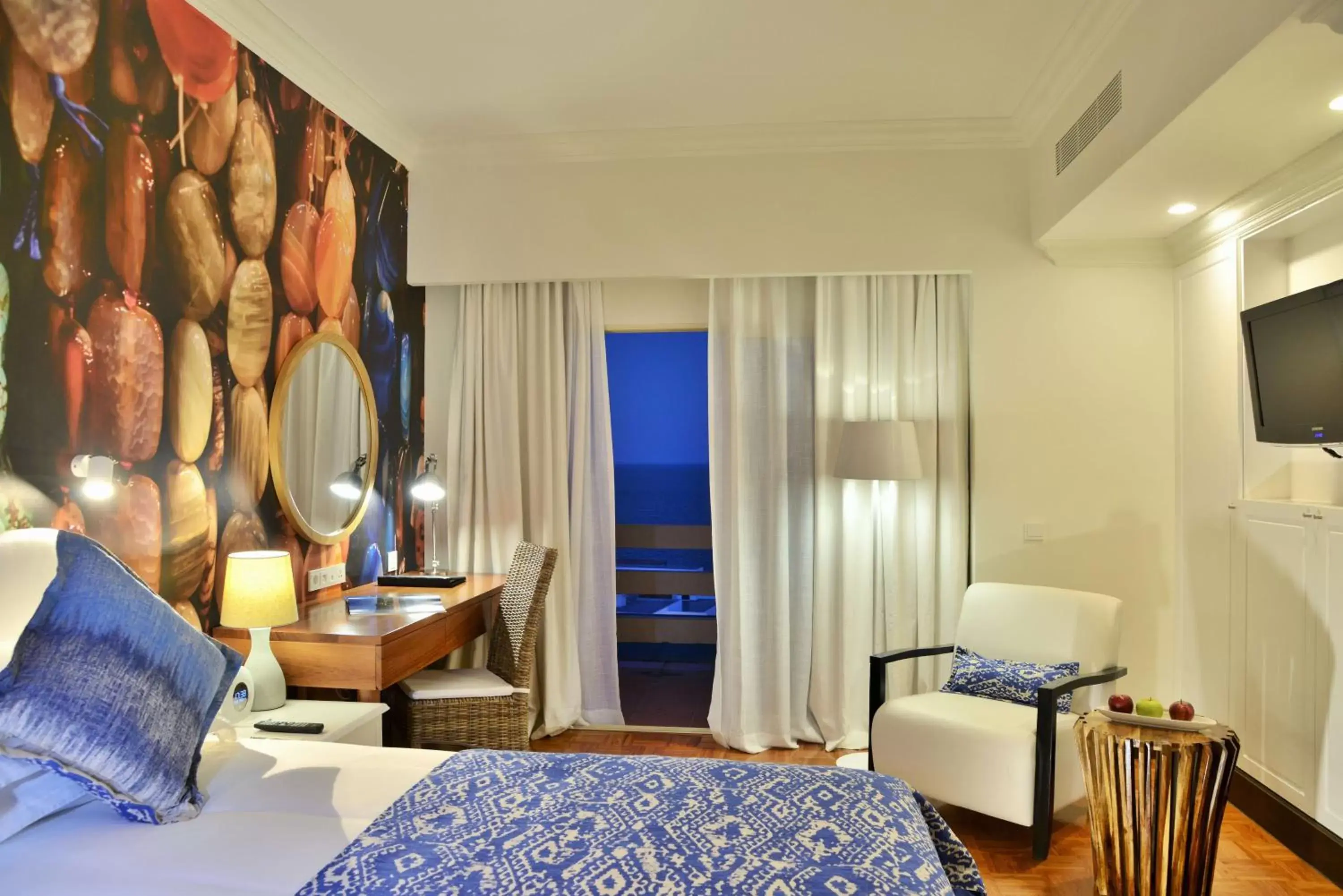 Bedroom in Polana Serena Hotel
