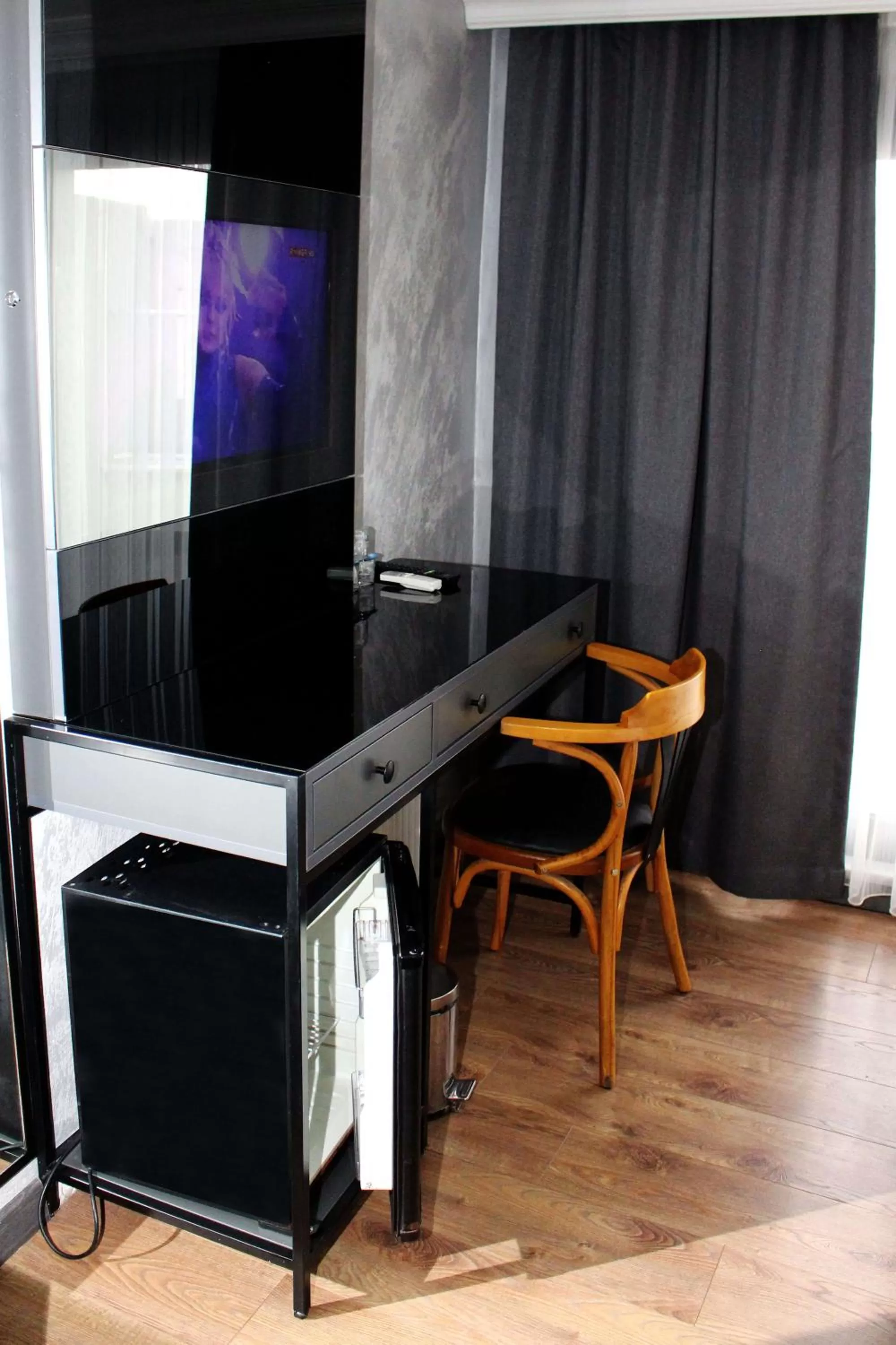 hair dresser in Istanbul Fair Hotel