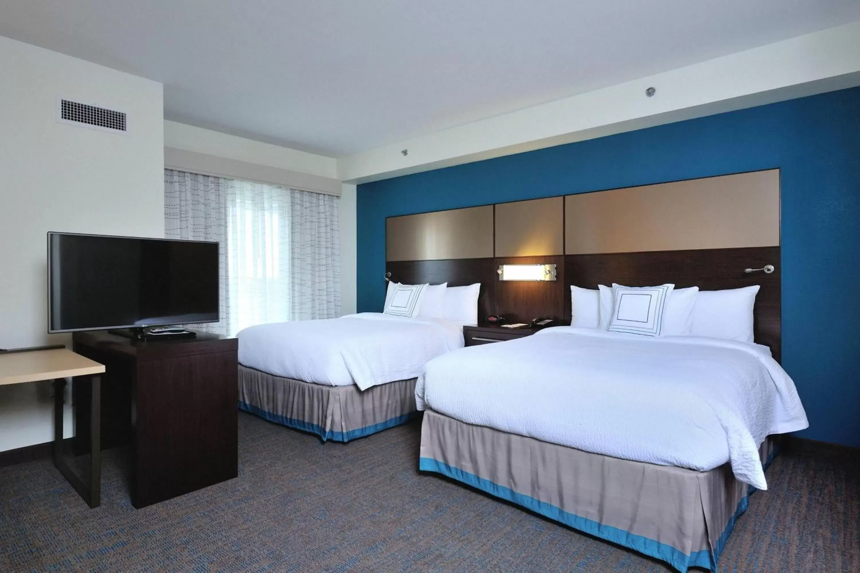 Photo of the whole room, Bed in Residence Inn by Marriott Houston Northwest/Cypress