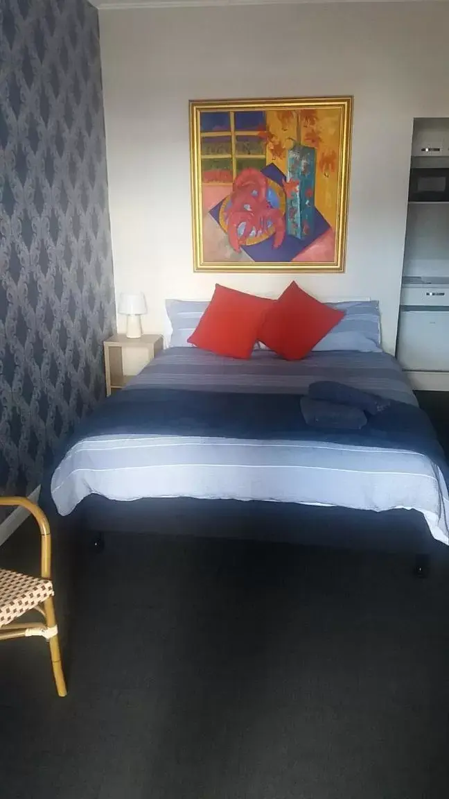 Studio with Ocean View in Nana Glads Beachfront Accommodation Studio with Ocean View in Nana Glads Beachfront Accommodation