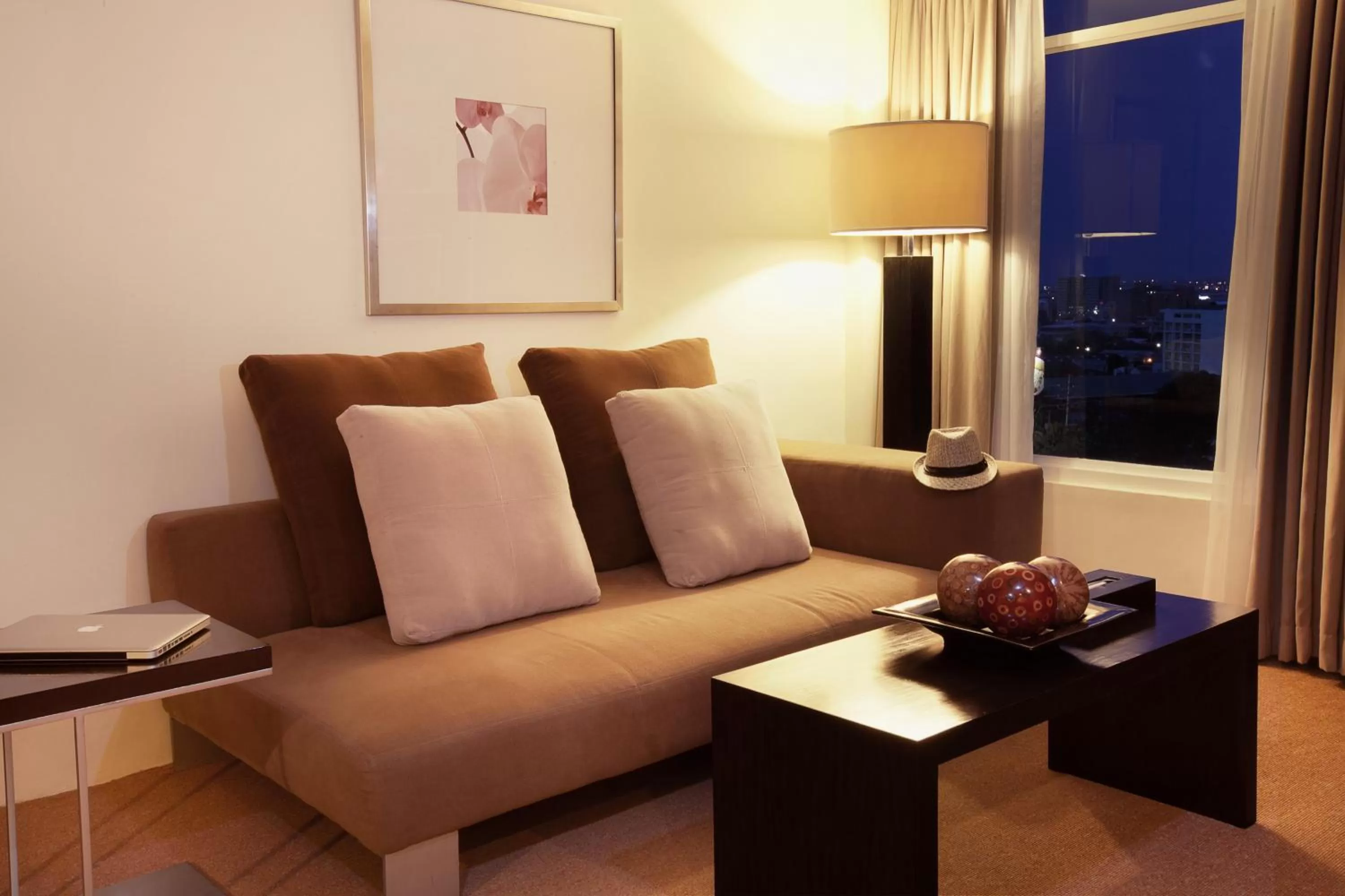 Living room in Waterfront Cebu City Hotel & Casino