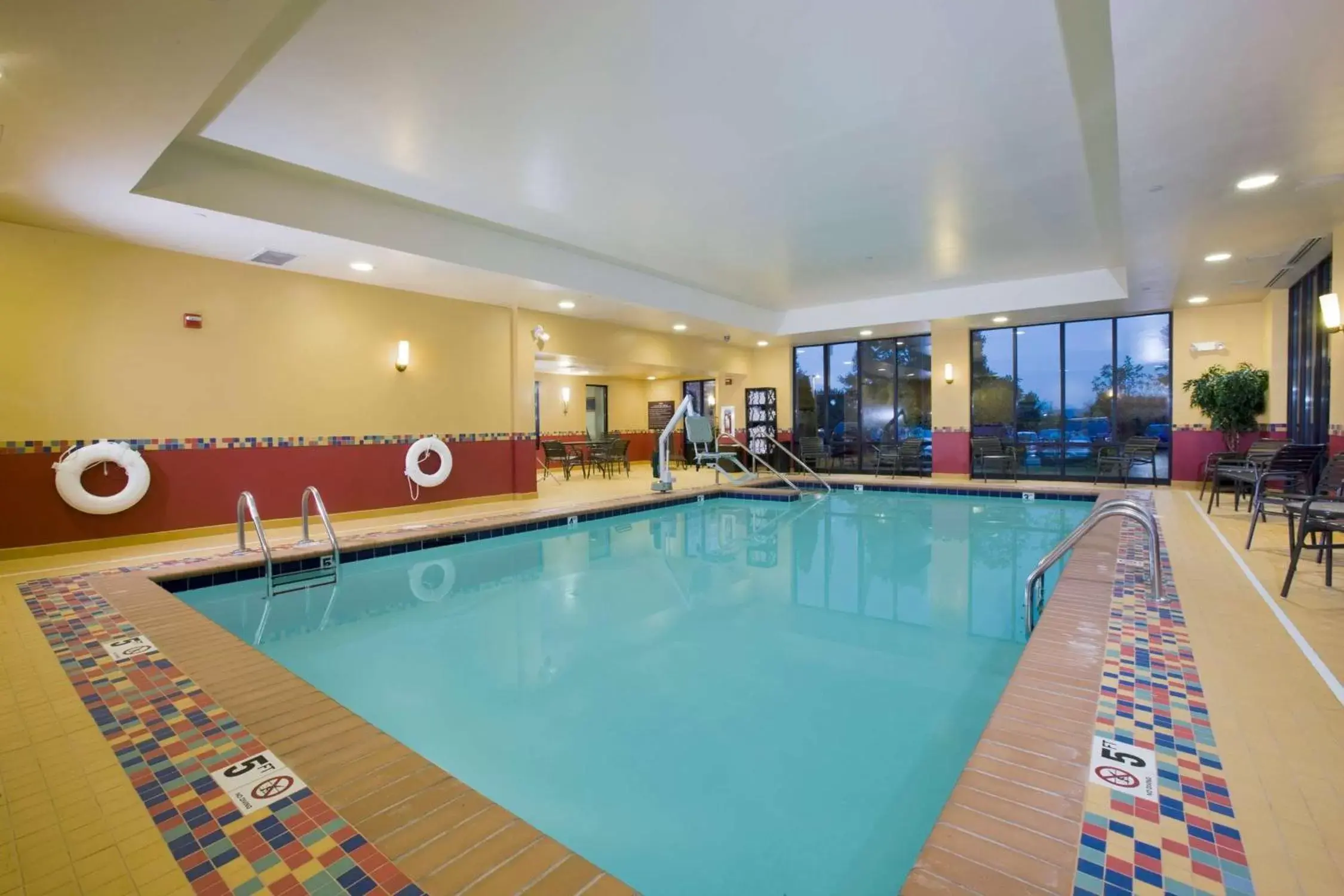 Pool view, Swimming Pool in Hampton Inn Reading/Wyomissing