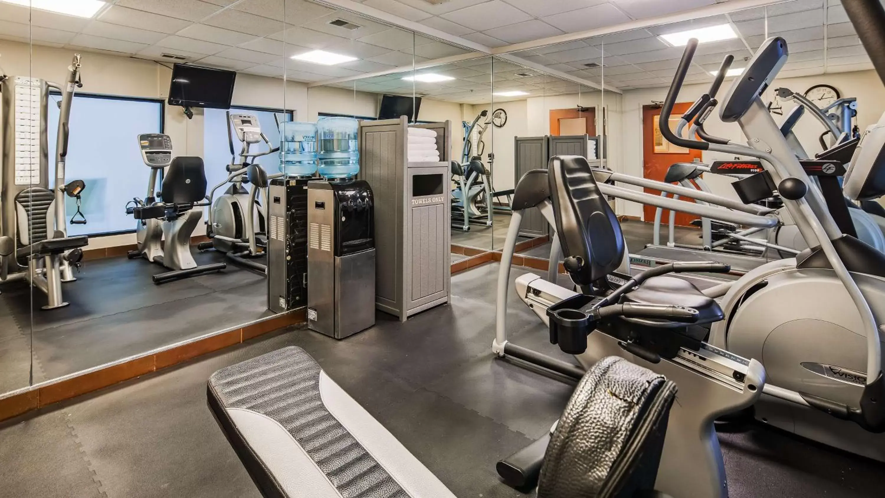 Fitness centre/facilities, Fitness Center/Facilities in Best Western Plus O'hare International South Hotel