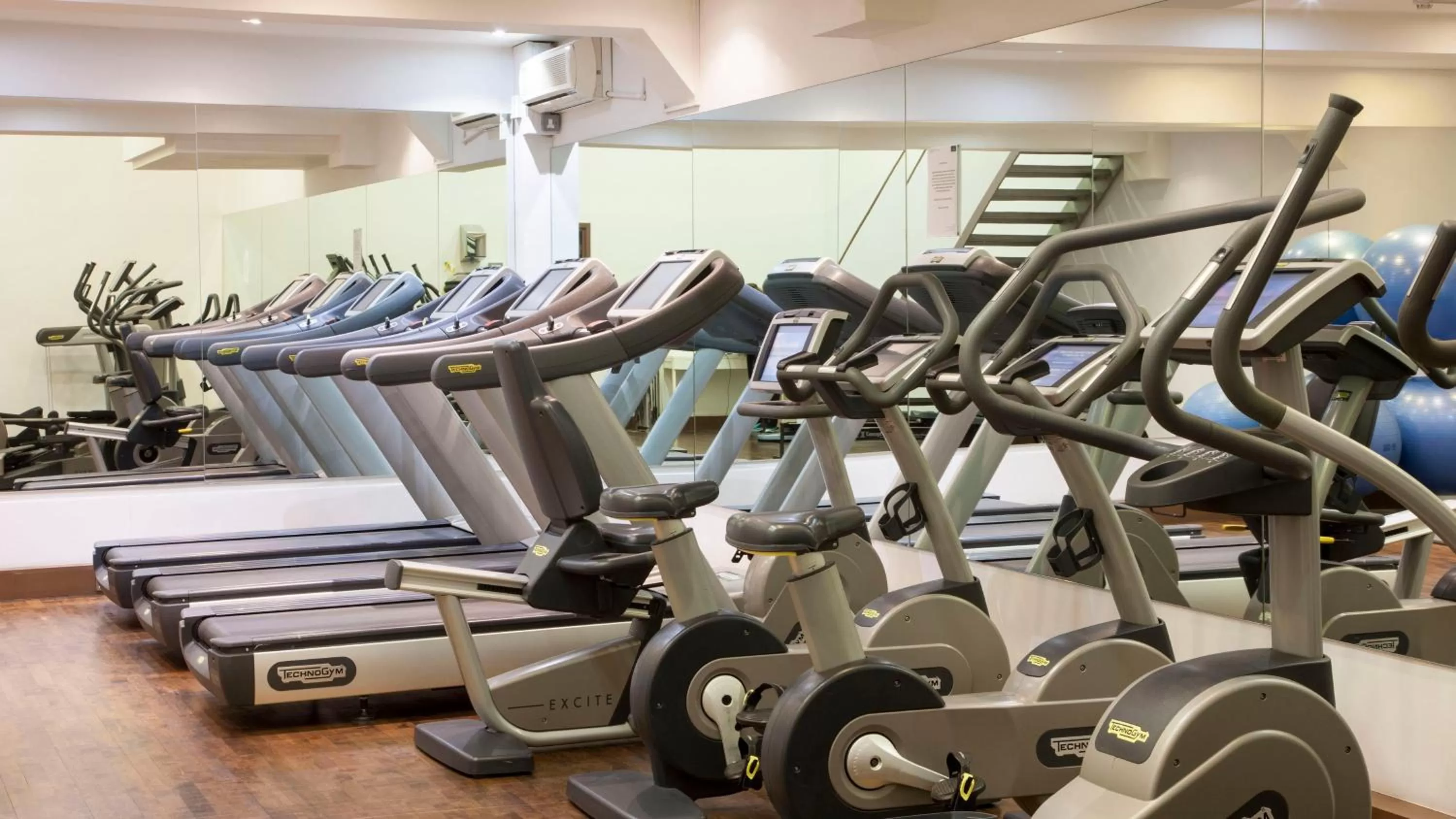 Fitness centre/facilities in Crowne Plaza London Kings Cross by IHG