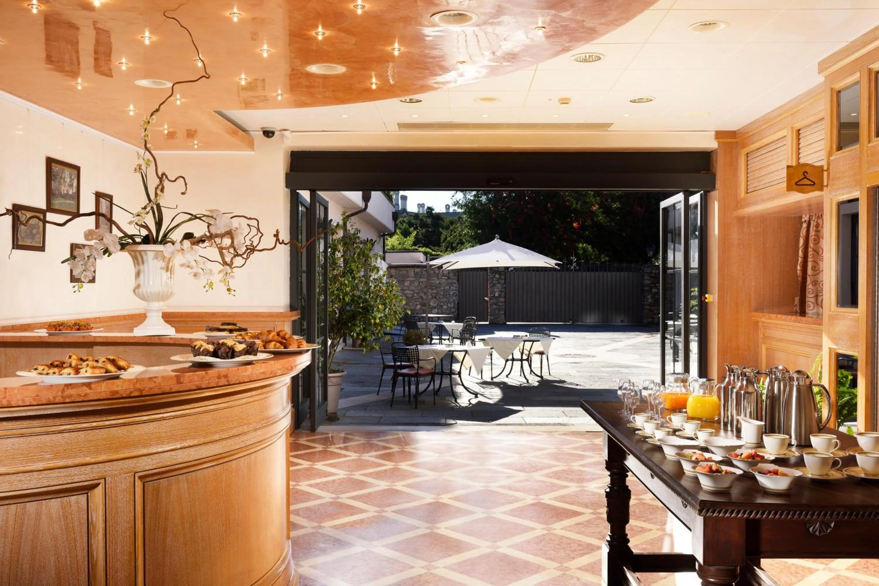 Buffet breakfast in Castello Dal Pozzo Resort Lago Maggiore - Preferred Hotels & Resorts