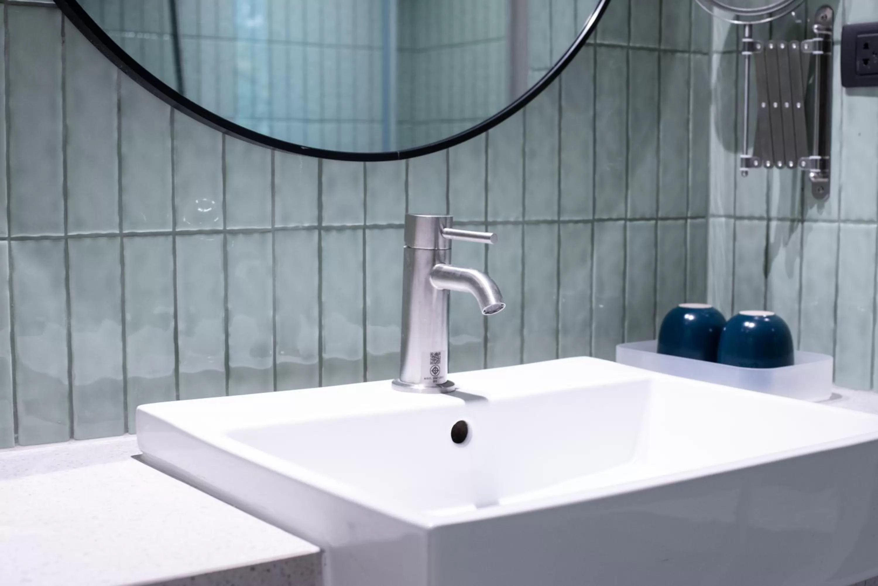 Bathroom in karaarom hotel