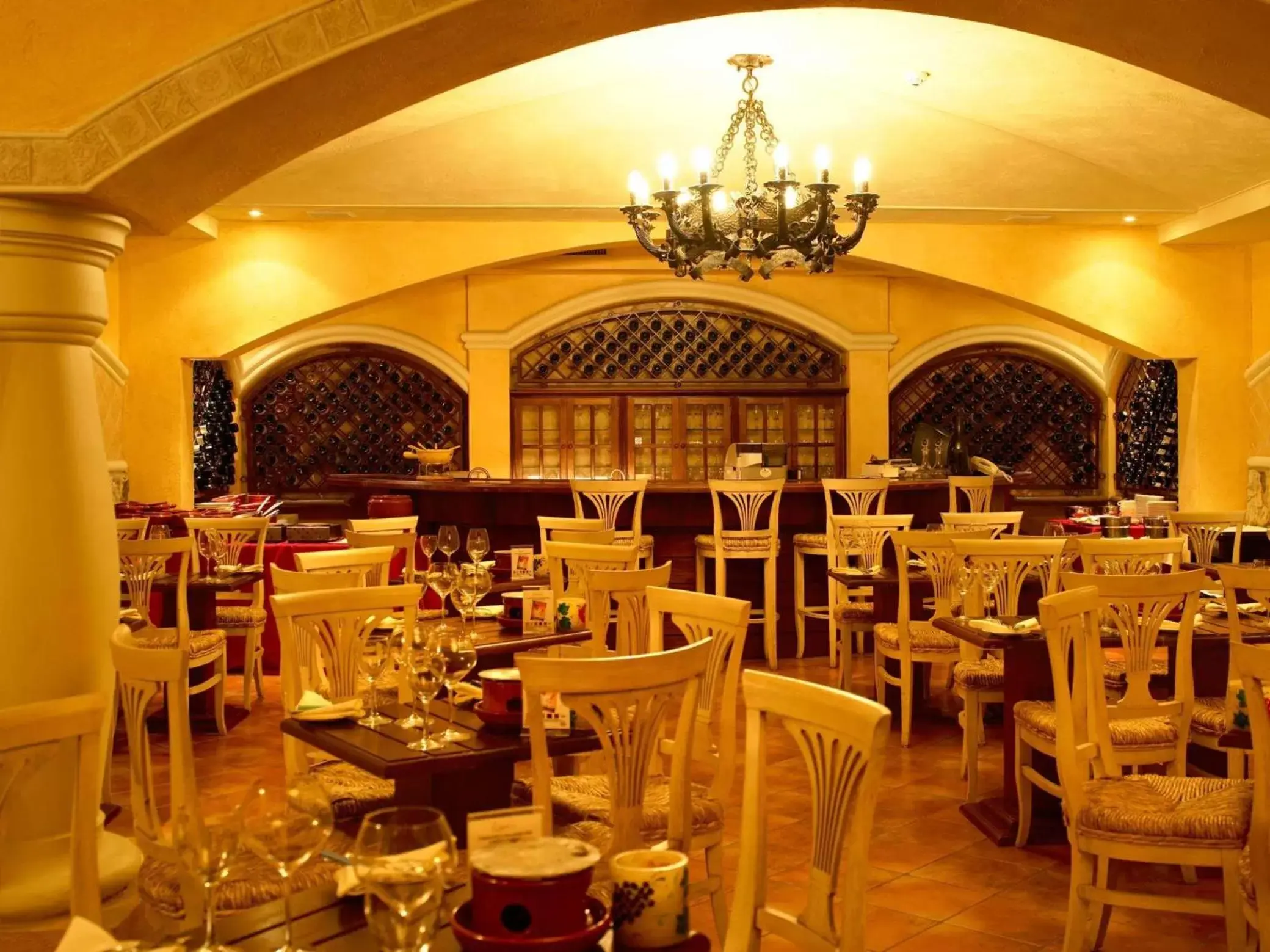 Restaurant/places to eat in Royal Palm Plaza Resort Restaurant/places to eat in Royal Palm Plaza Resort