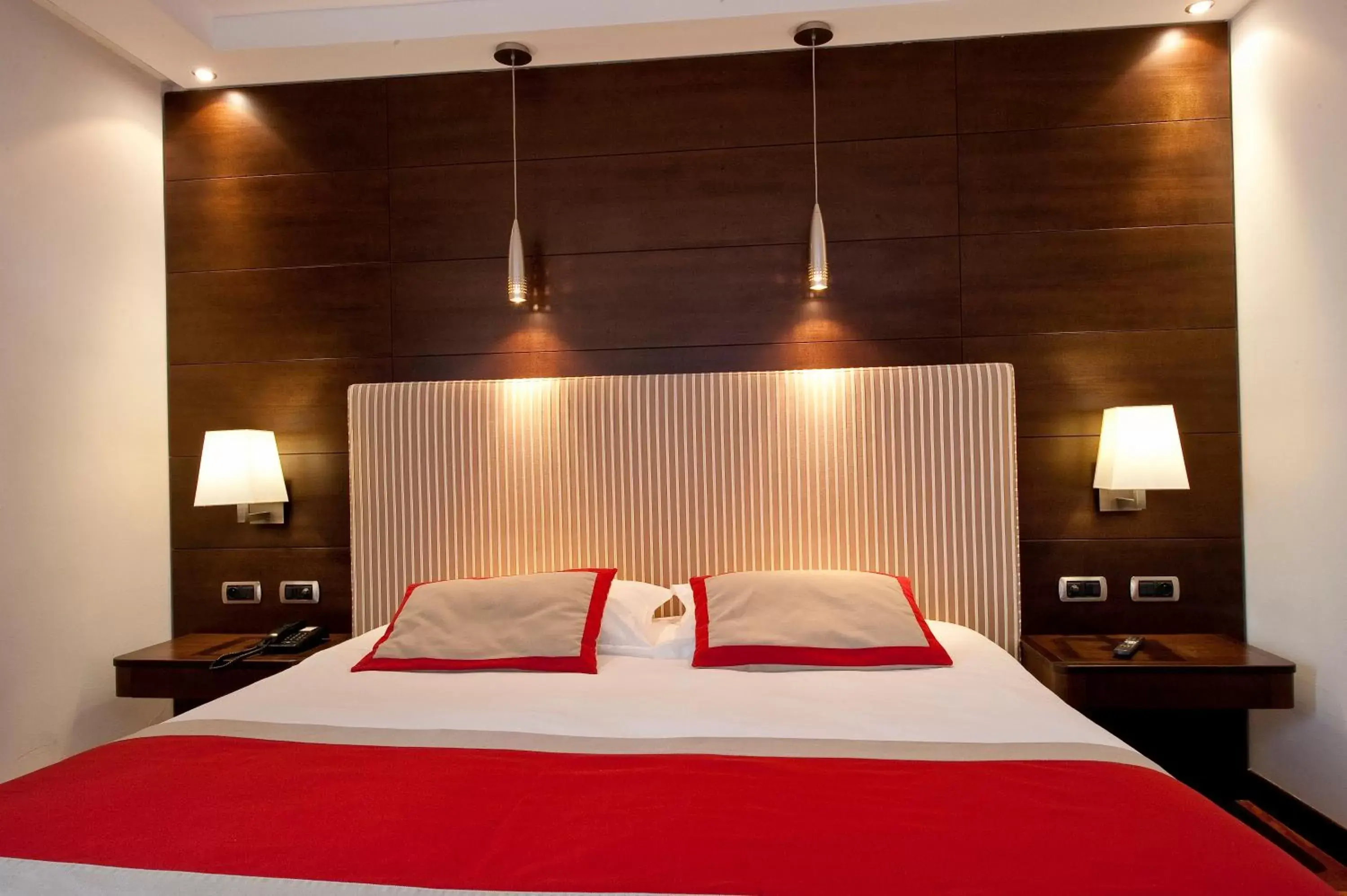 Bedroom, Bed in Hotel Aston La Scala