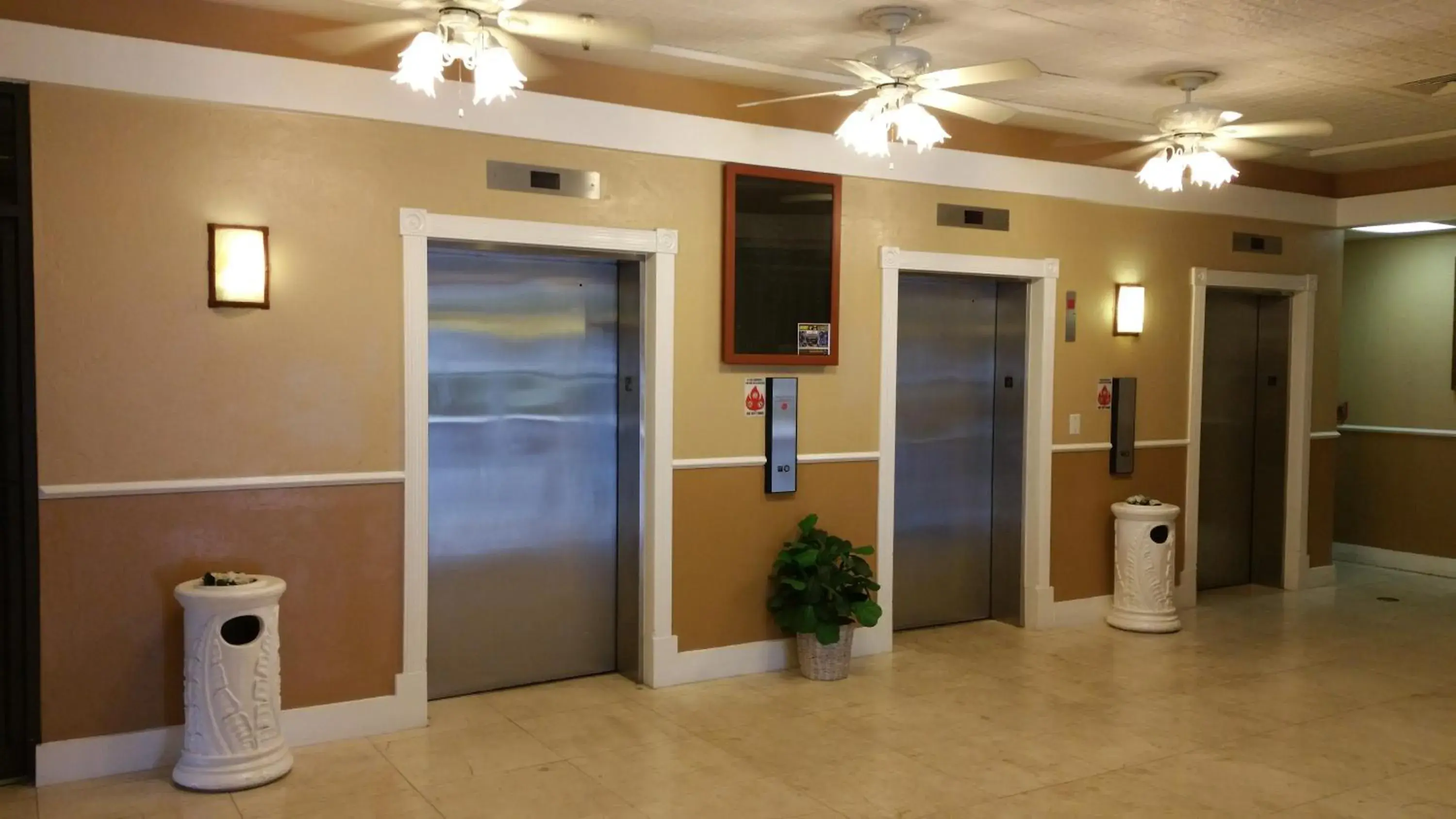 Lobby or reception in Imperial Swan Hotel and Suites Lakeland