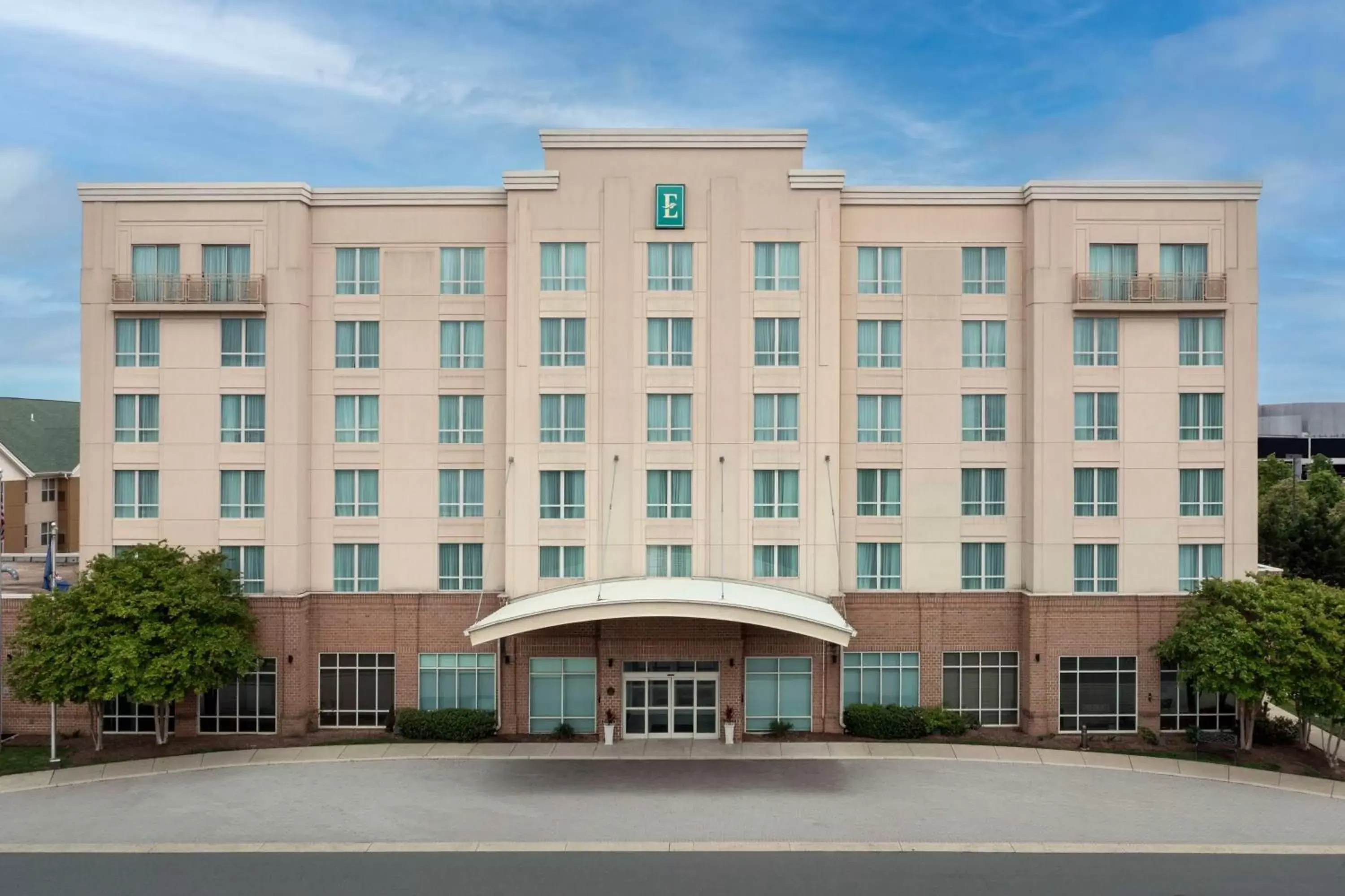Property Building in Embassy Suites by Hilton Dulles North Loudoun
