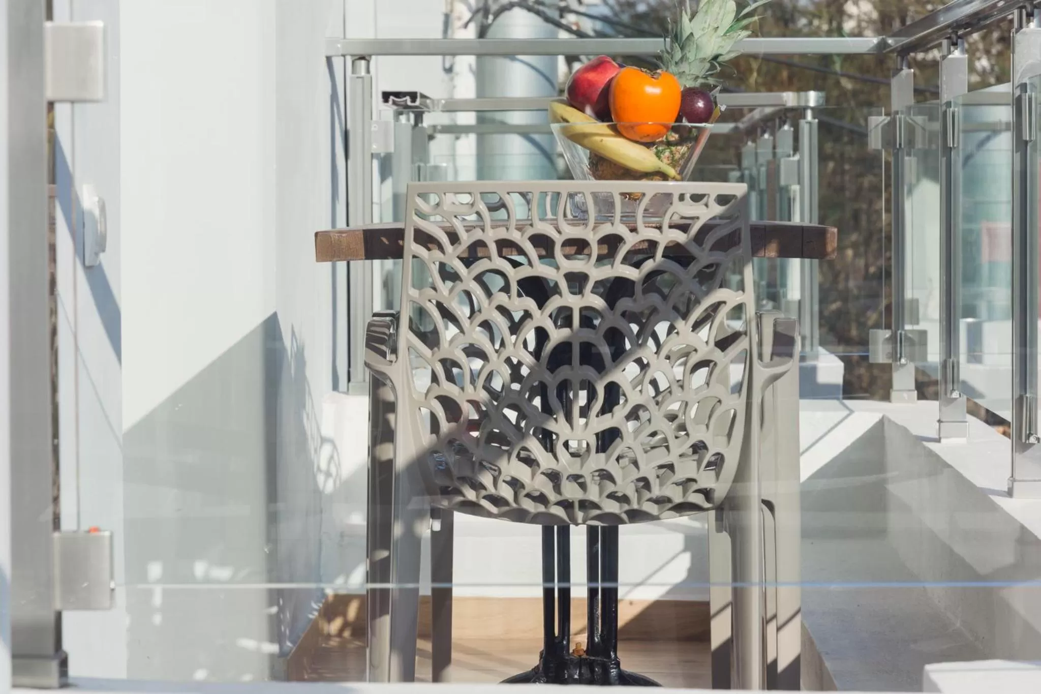 Day in Dome Rooms Downtown