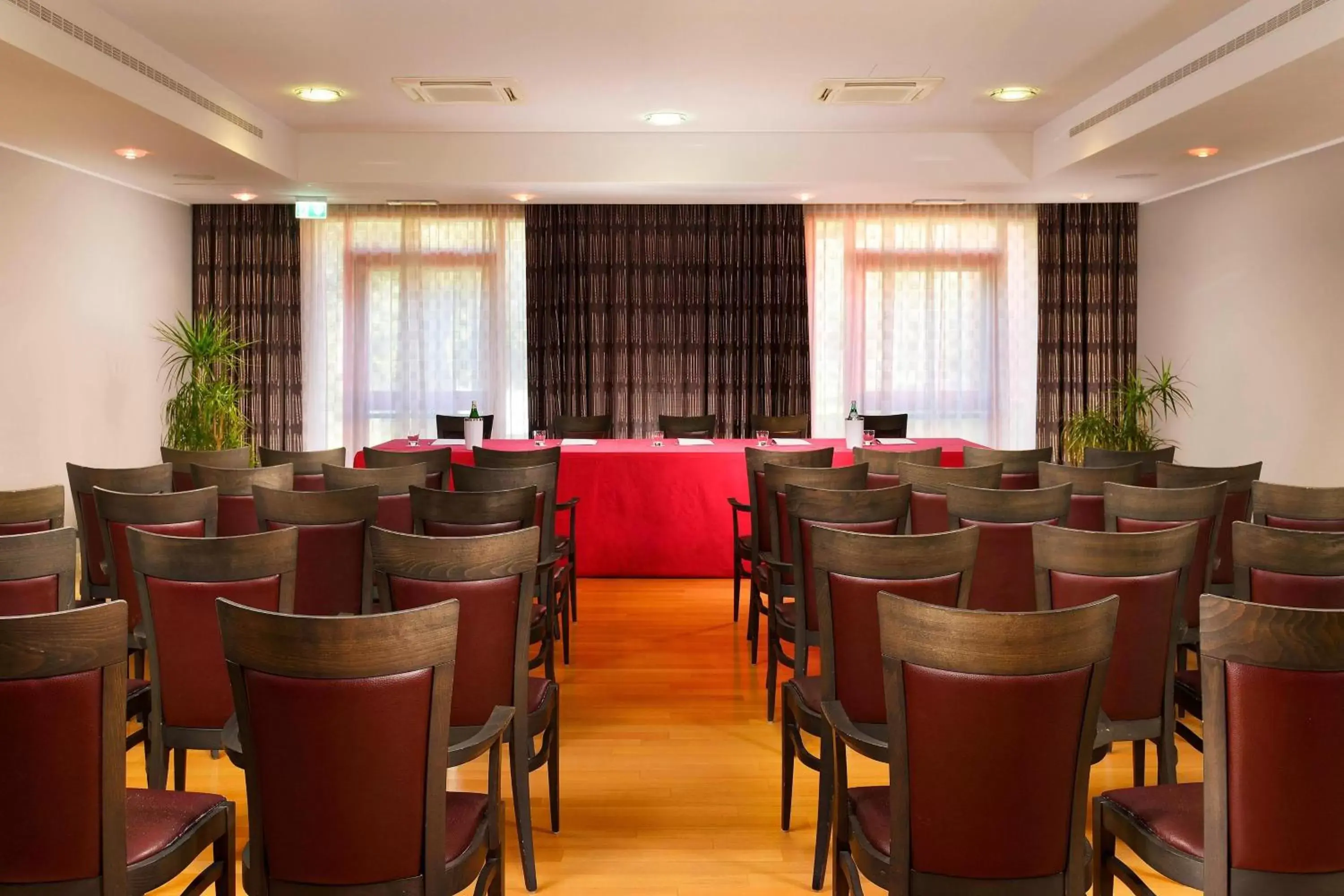 Meeting/conference room, Restaurant/Places to Eat in Four Points by Sheraton Siena