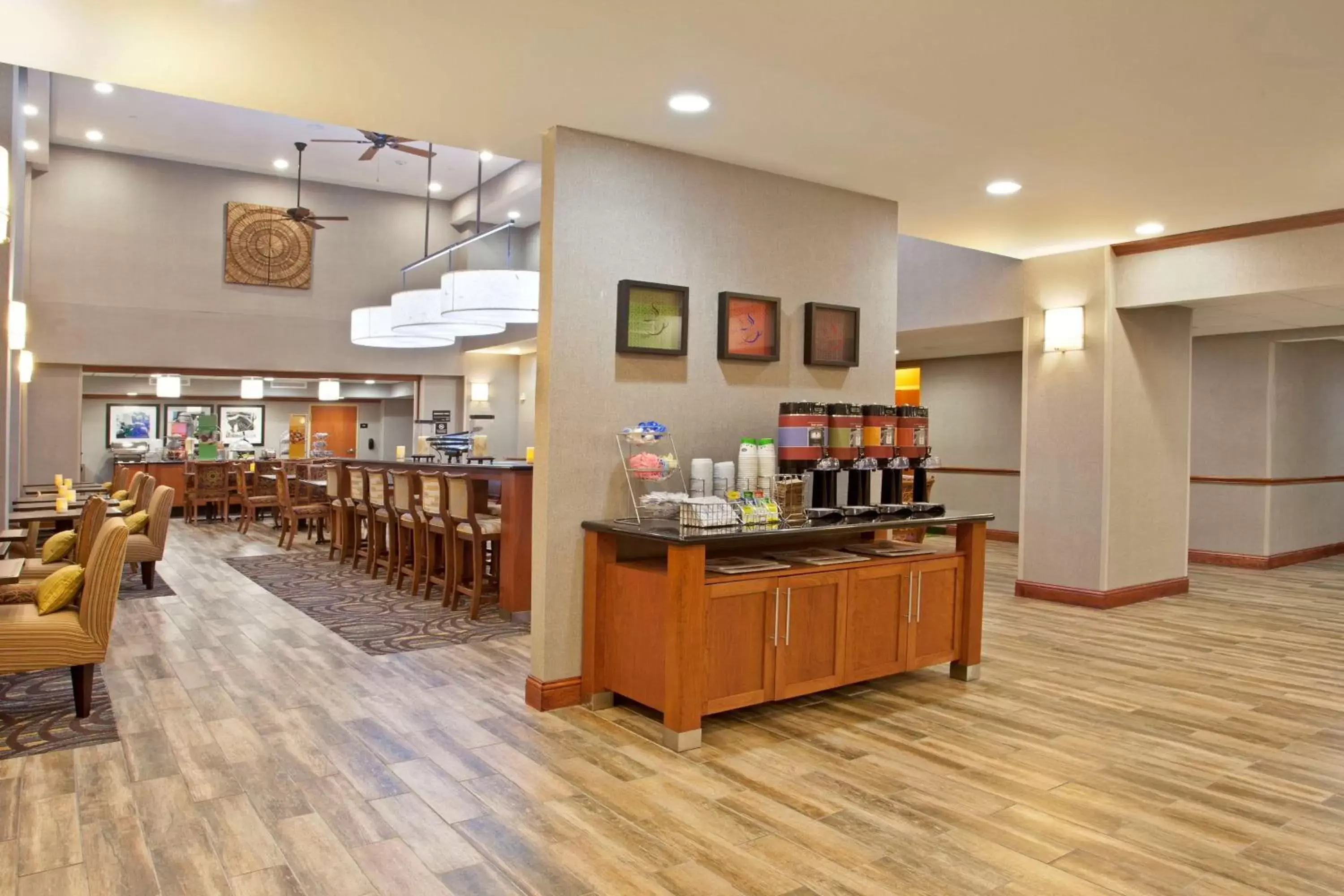 Dining area, Restaurant/Places to Eat in Hampton Inn & Suites Fort Worth-West-I-30