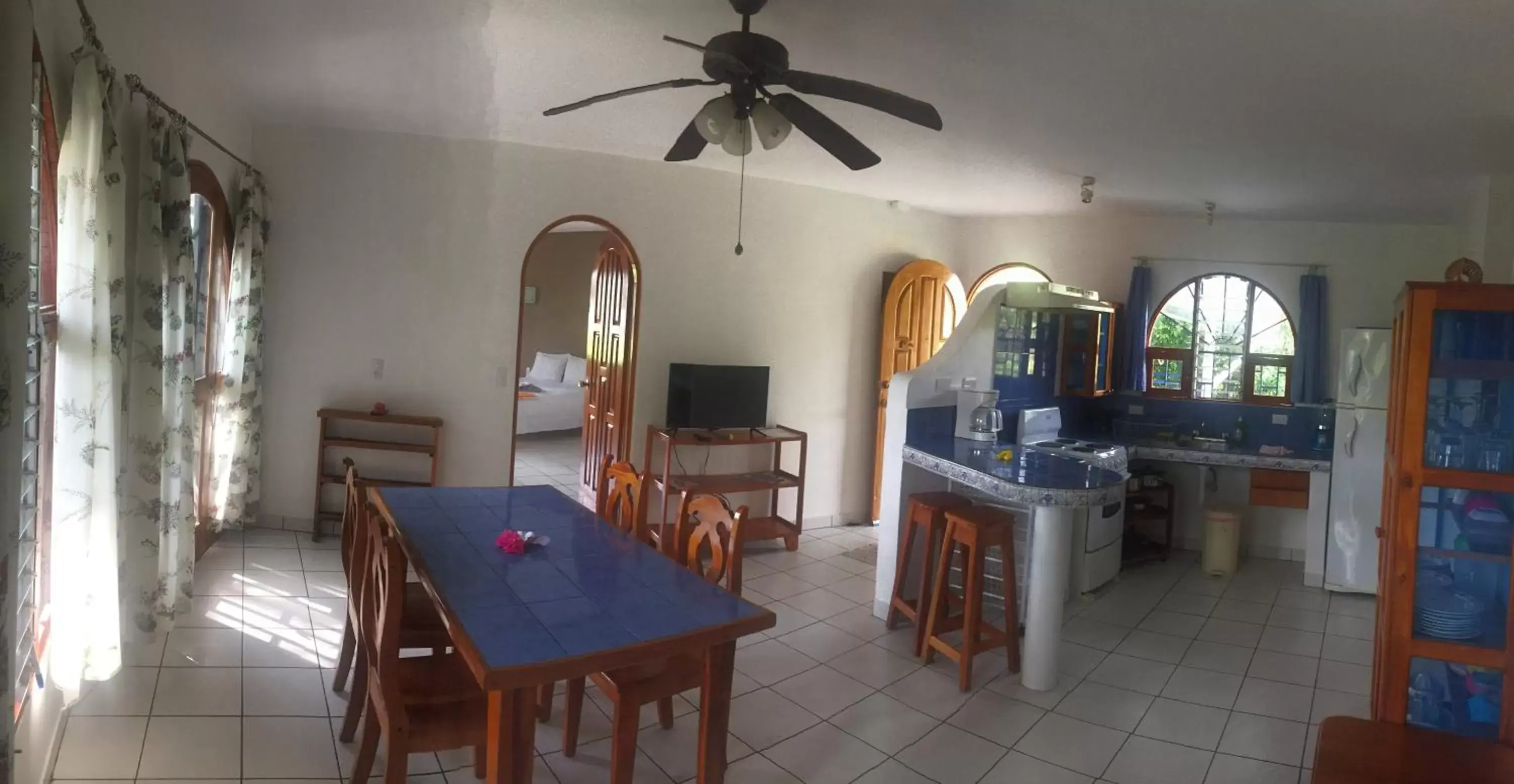 TV and multimedia, Dining Area in La Perlita